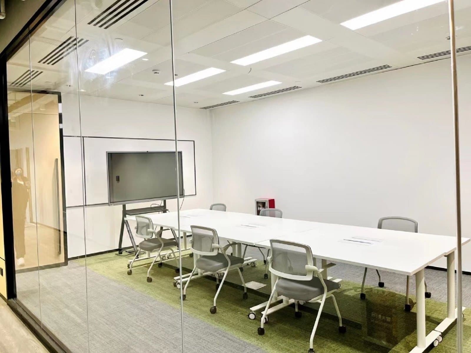 63790-63790-525959.jpg 63790-63790-525959.jpg