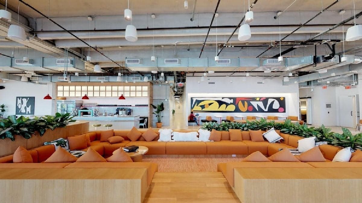 Breakout/Lounge Space Breakout/Lounge Space
