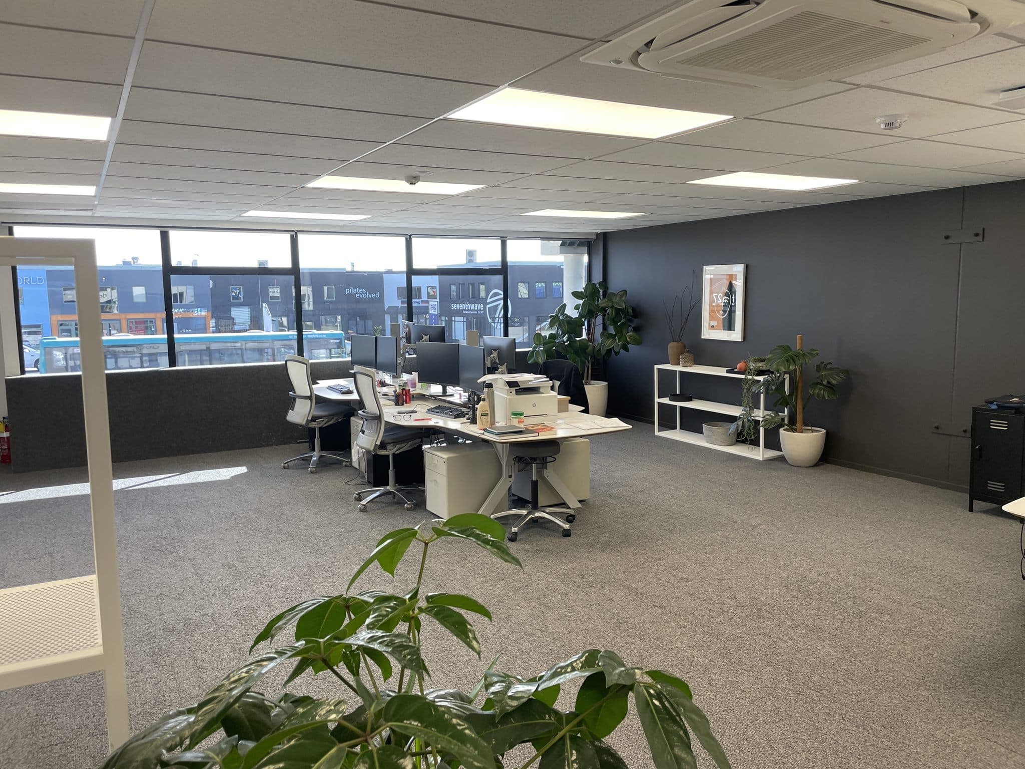 Open plan desks Open plan desks