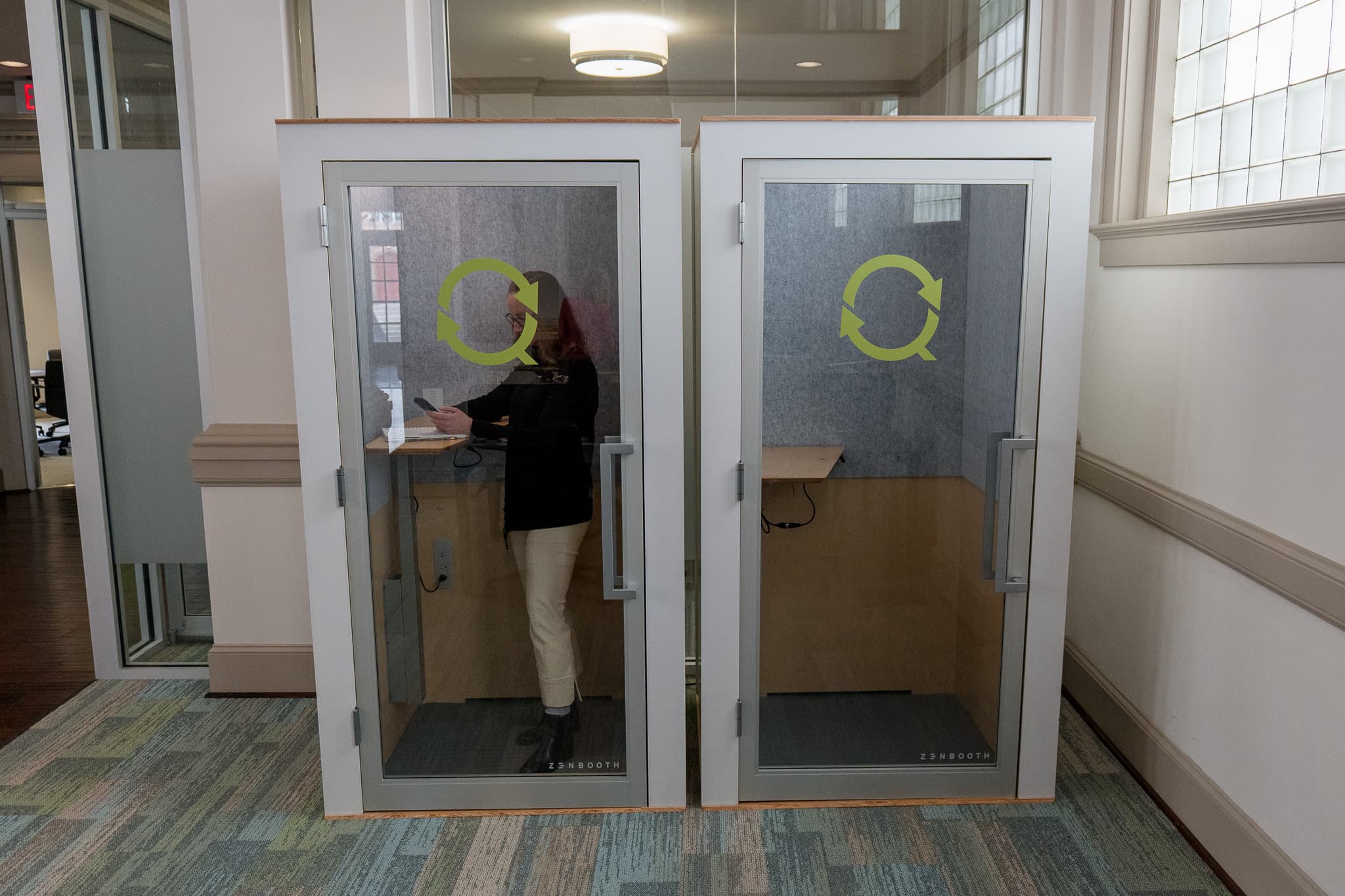 Coworking Space Phone Booth Coworking Space Phone Booth