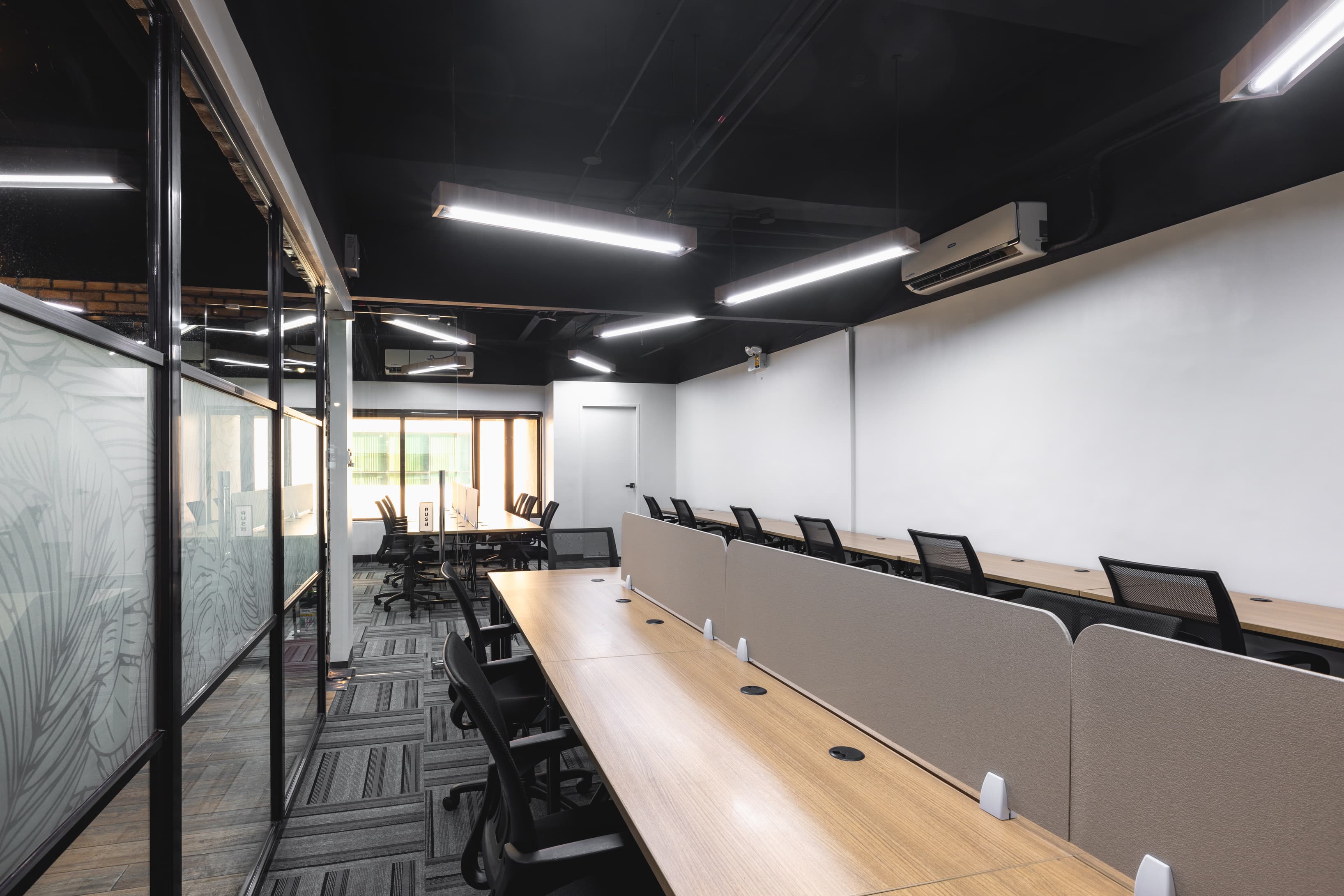 33285-33285-792191.jpg 33285-33285-792191.jpg