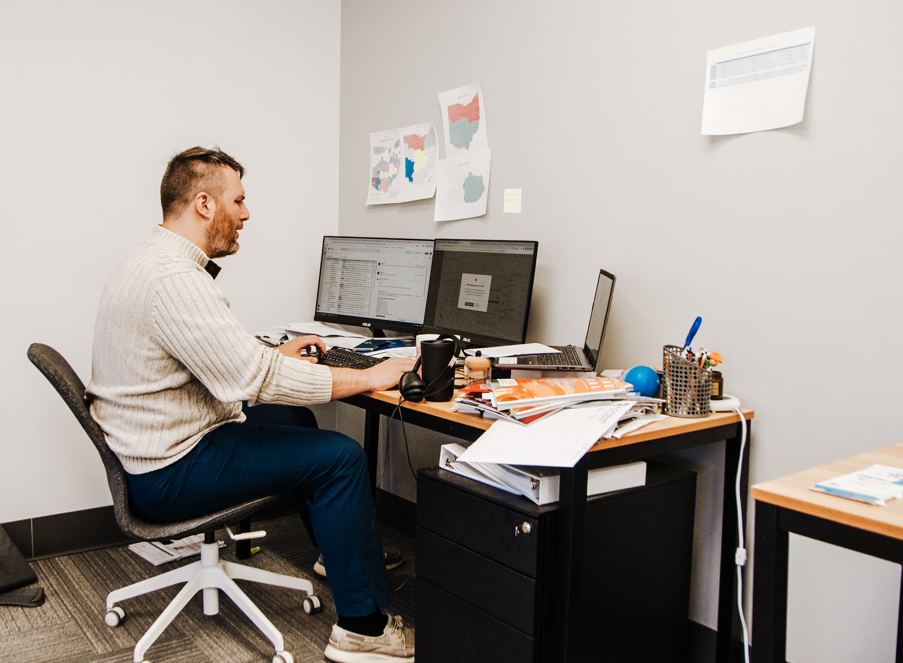 Private offices for small teams available for lease Private offices for small teams available for lease