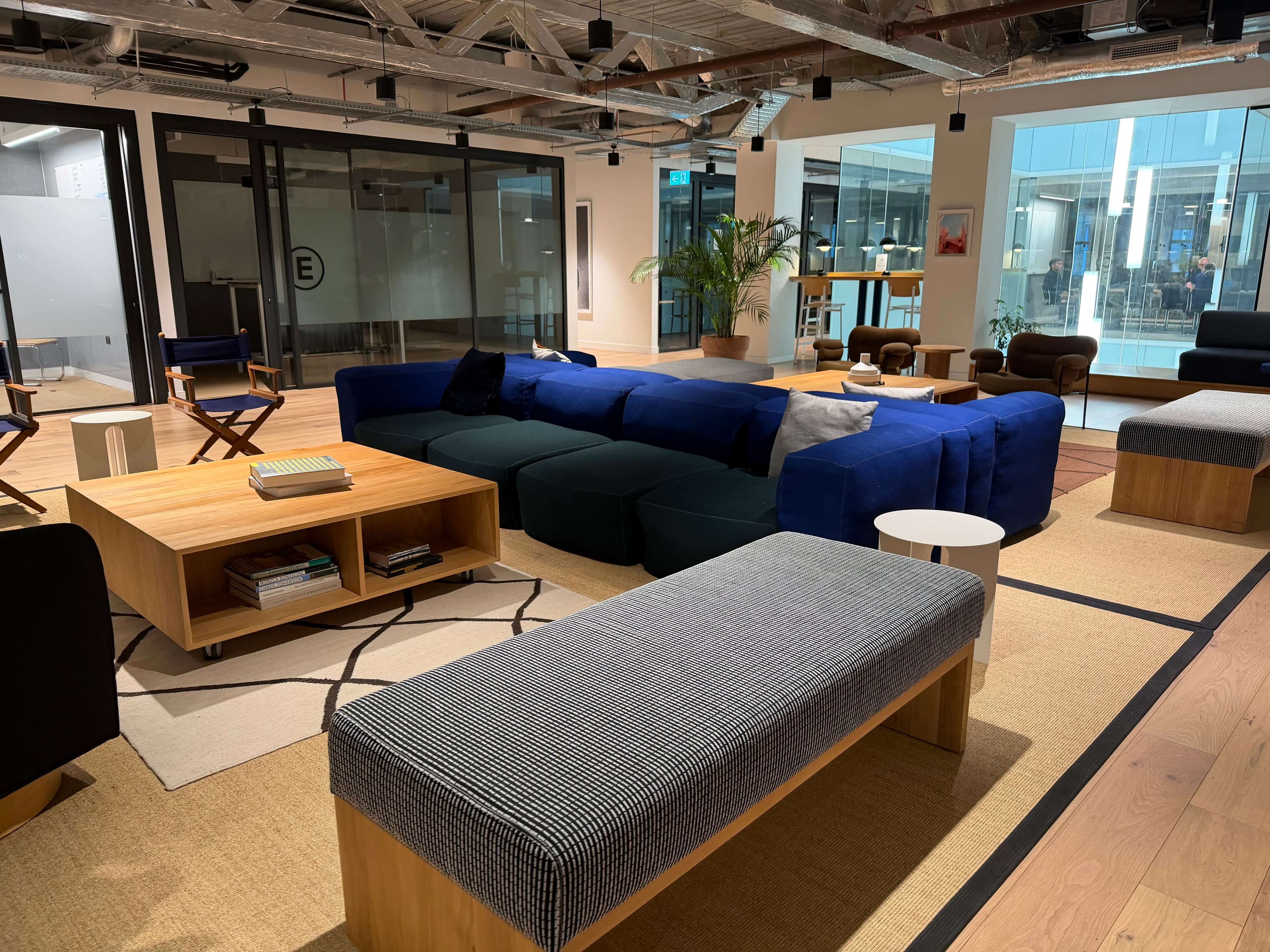 Breakout space Breakout space
