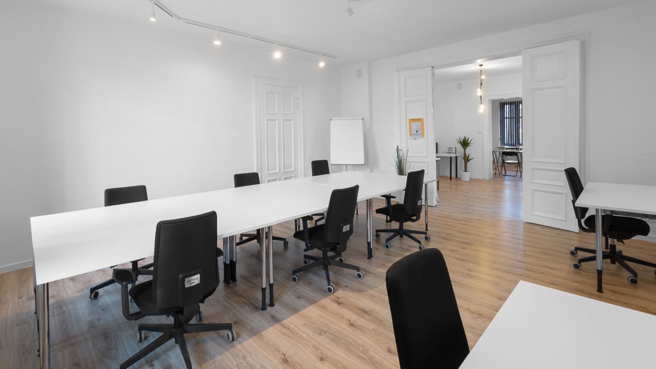 45686-45686-477418.jpg 45686-45686-477418.jpg