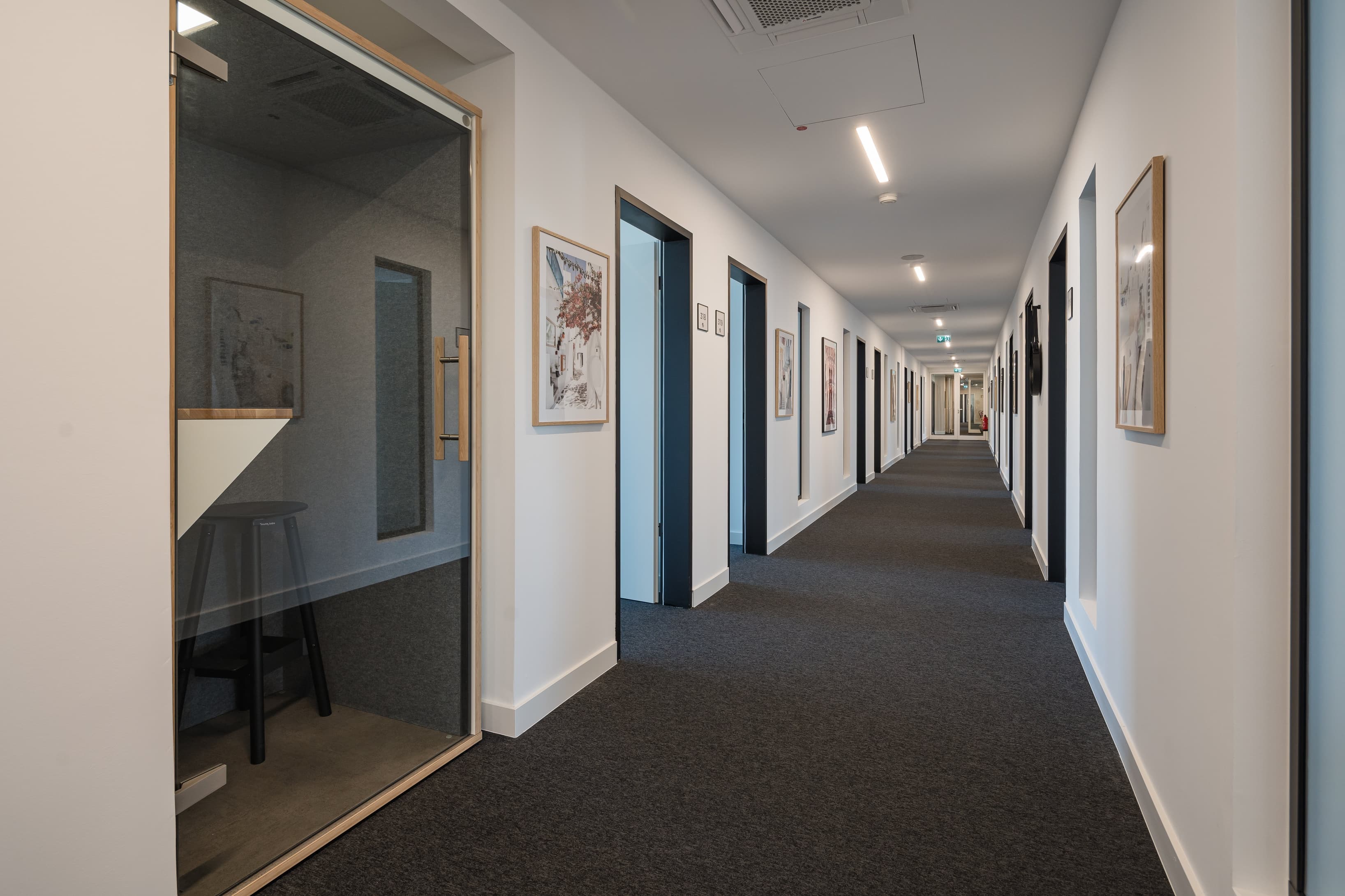 Corridor Corridor
