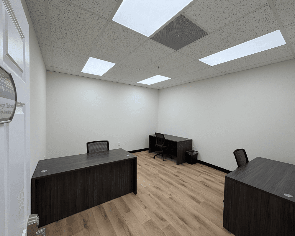 Extra Large Office Extra Large Office