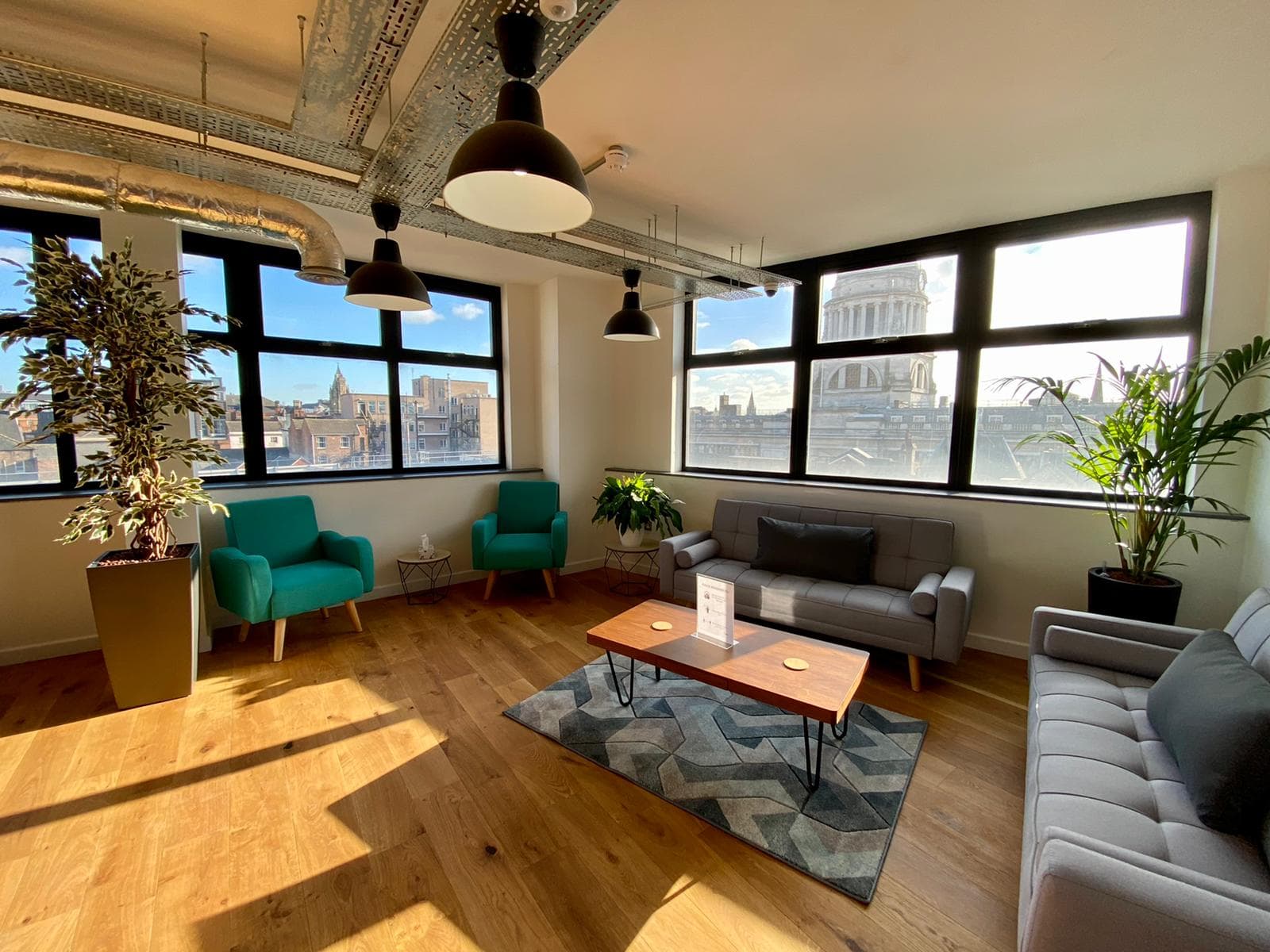 Breakout/Lounge Space Breakout/Lounge Space