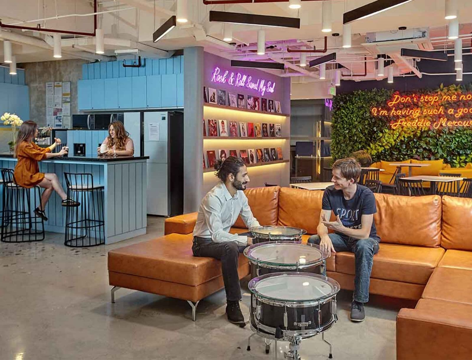 Breakout/Lounge Space Breakout/Lounge Space