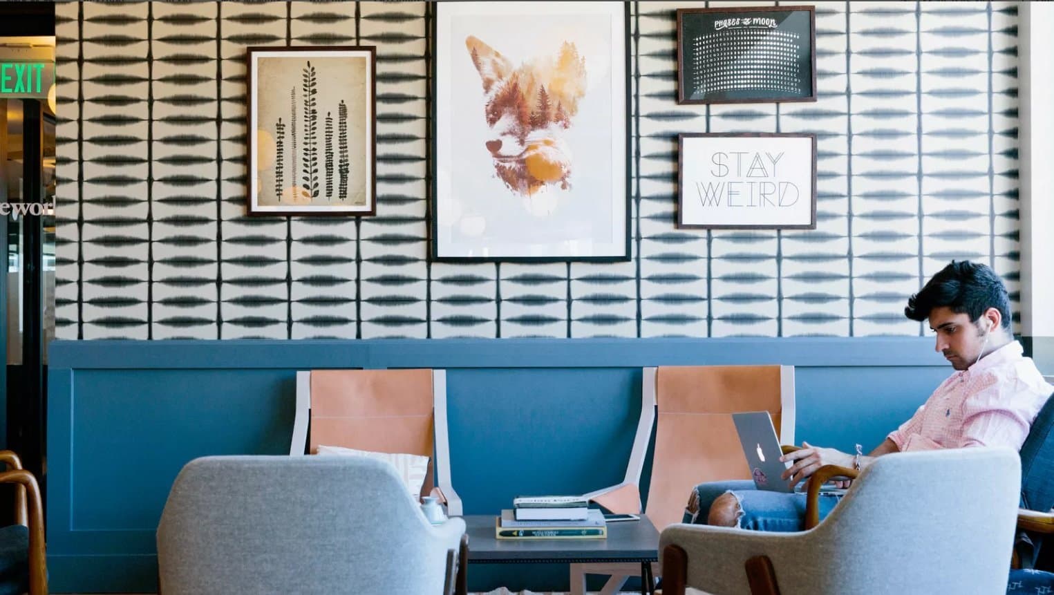 Breakout/Lounge Space Breakout/Lounge Space