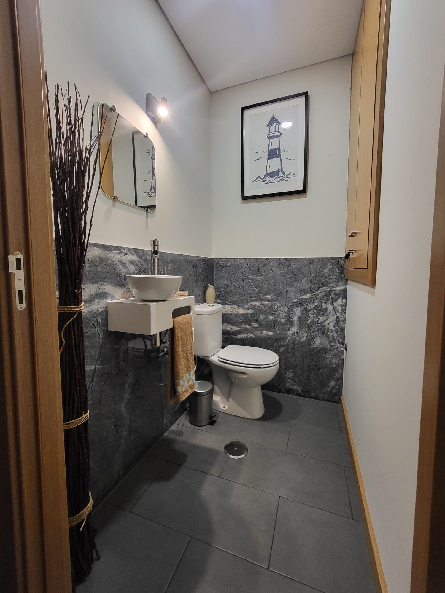 WC WC