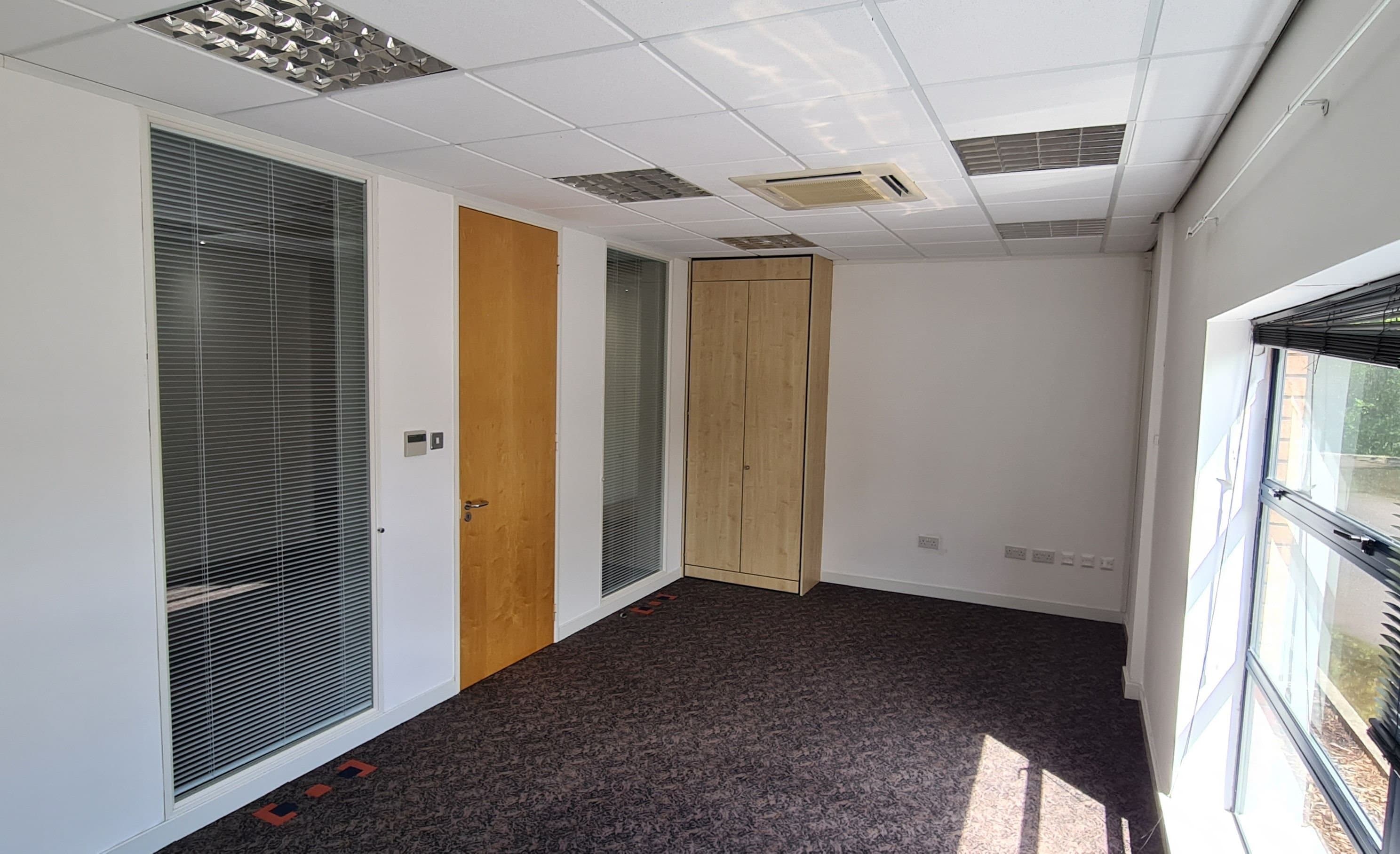 55307-55307-779937.jpg 55307-55307-779937.jpg