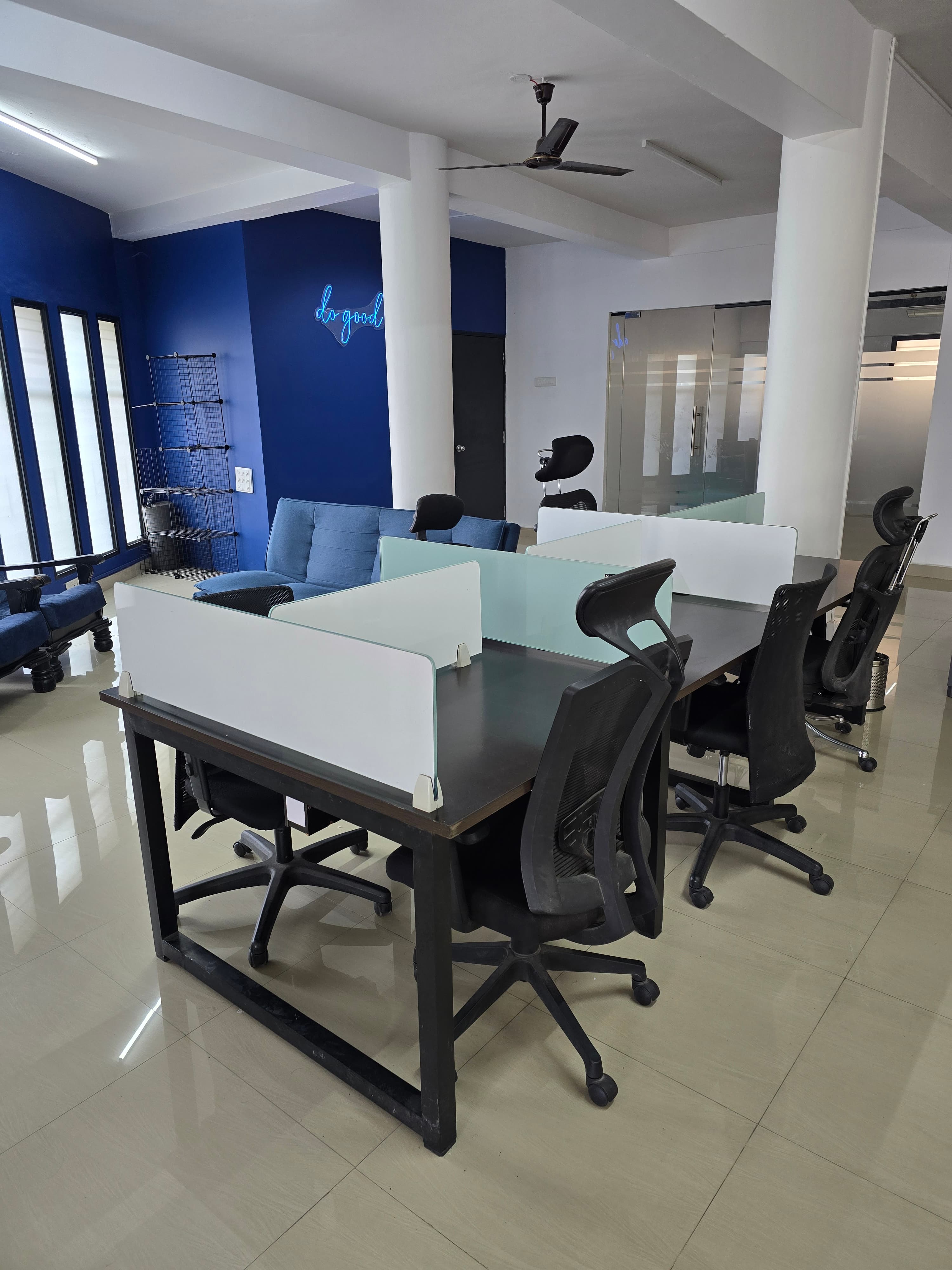 Dedicated Work desk Dedicated Work desk