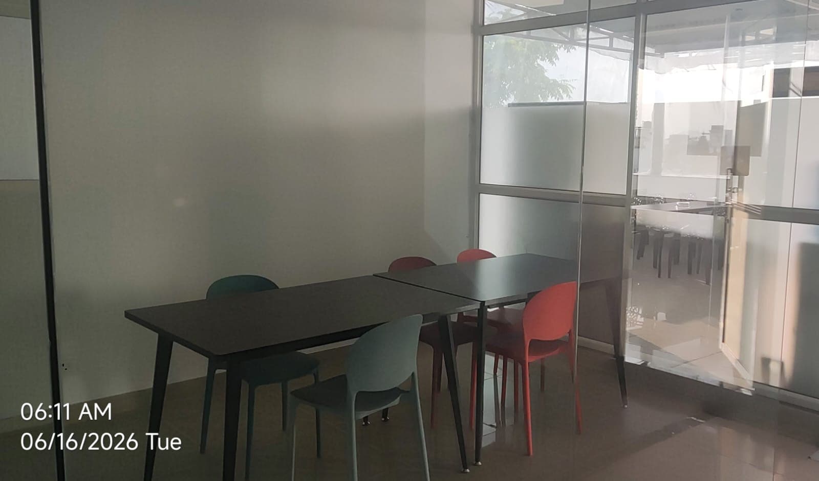 Meeting room for your daily mmeeting. Meeting room for your daily mmeeting.