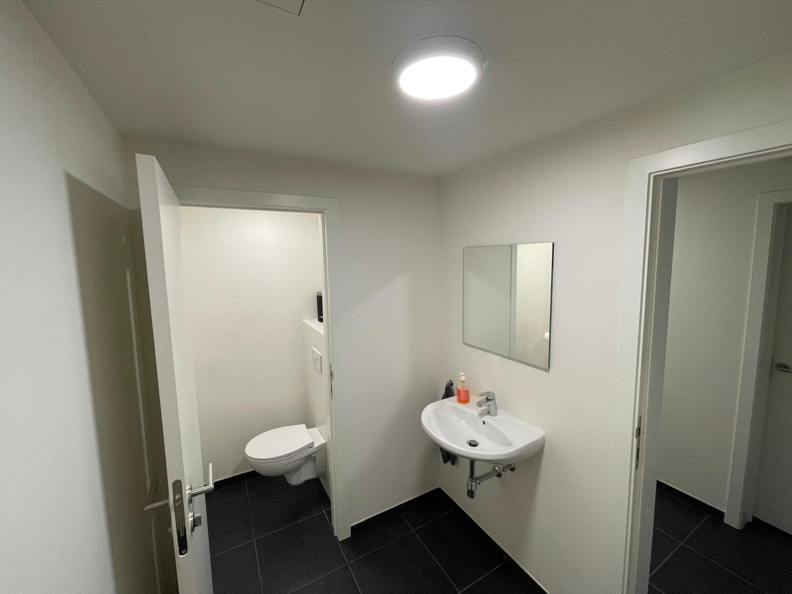 Toilet Toilet