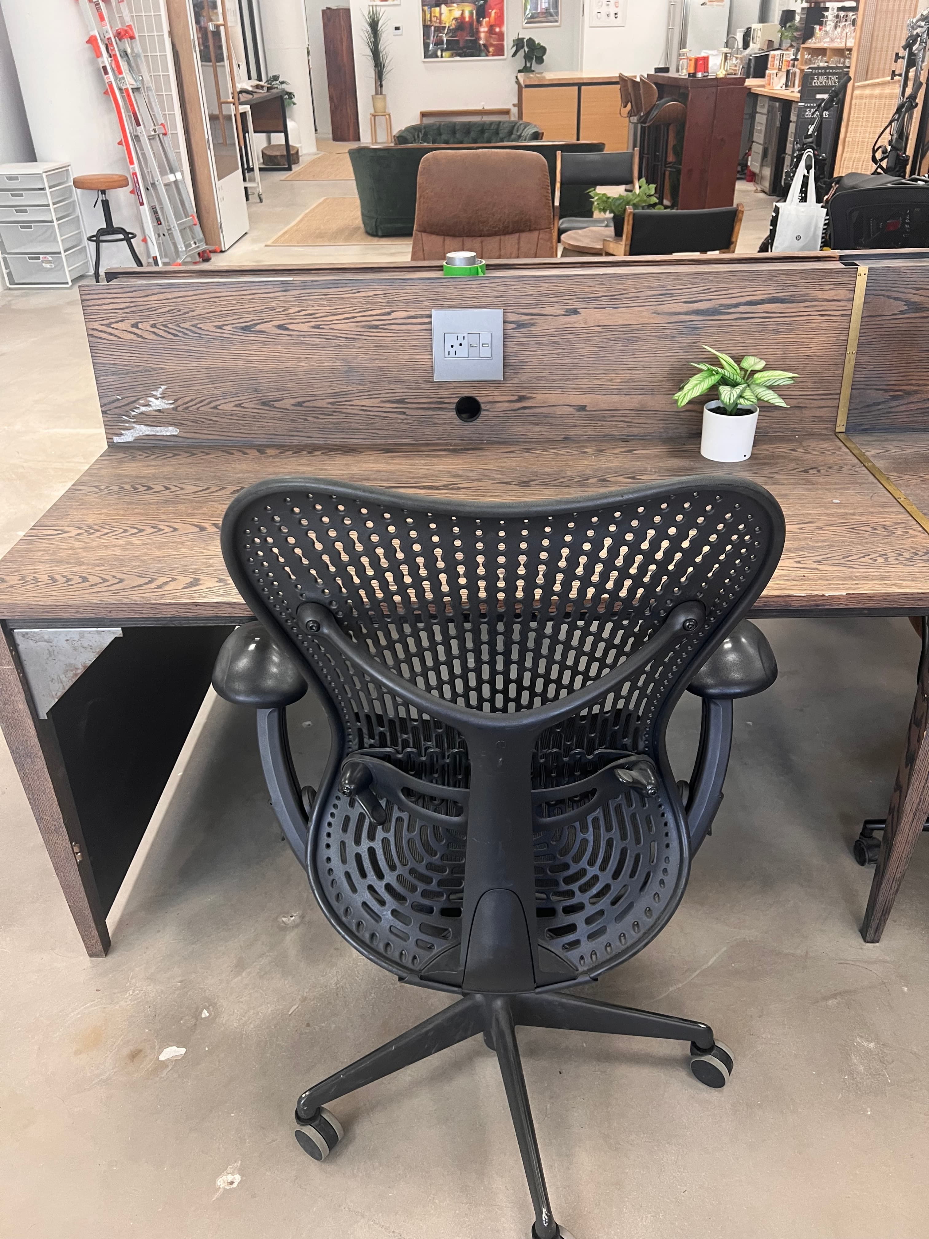 Desk Desk