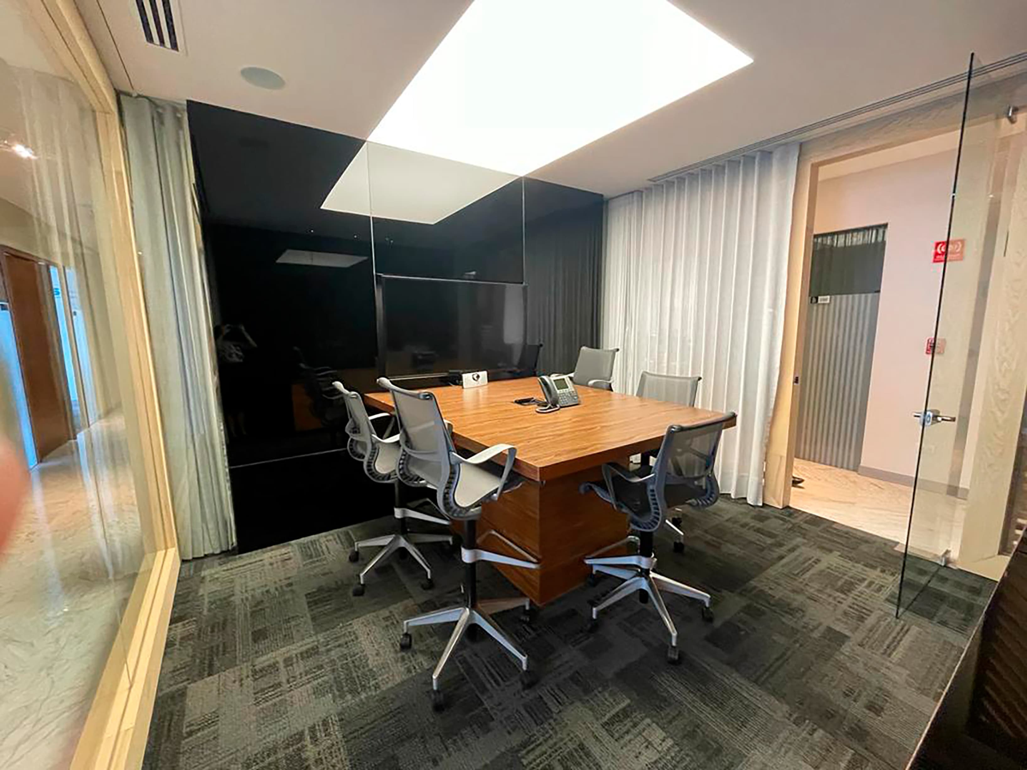 37670-37670-588988.jpg 37670-37670-588988.jpg