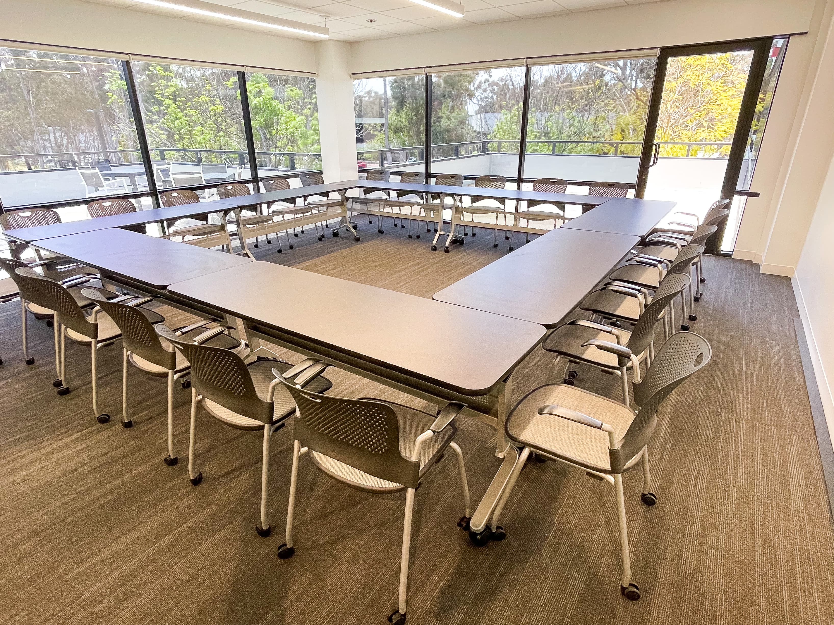 Large Conf Room Large Conf Room