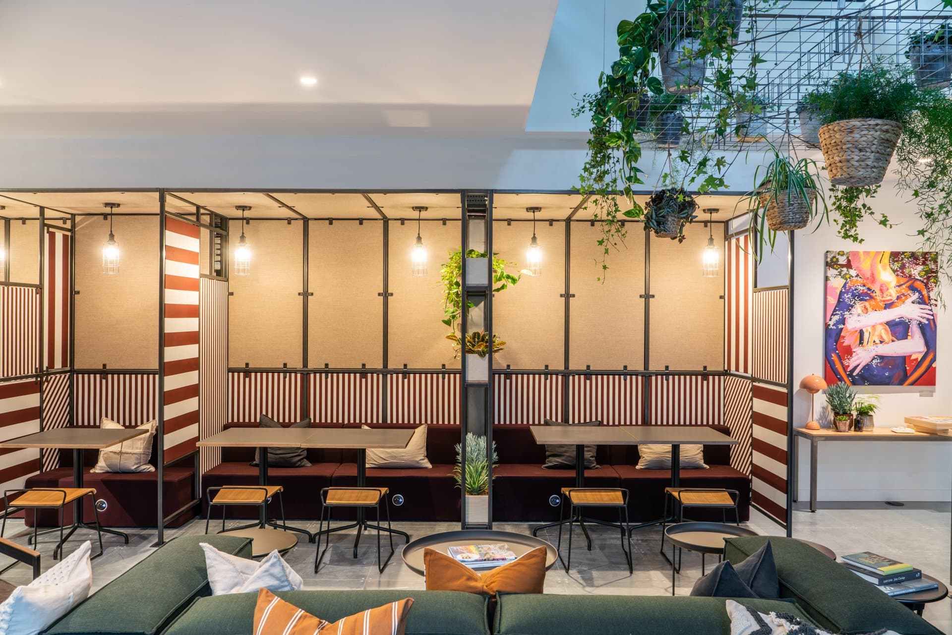 Breakout/Lounge Space Breakout/Lounge Space