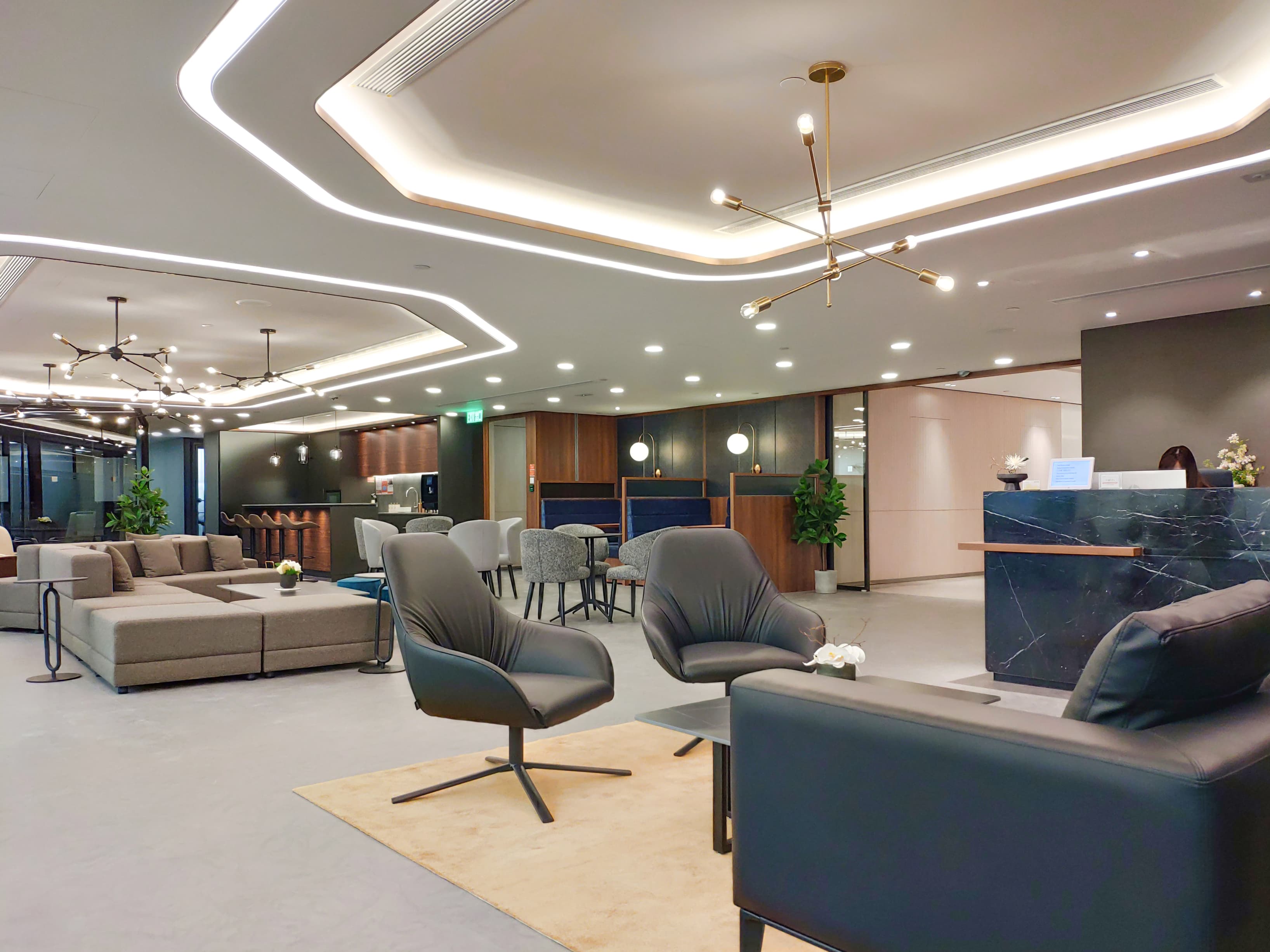 Breakout/Lounge Space Breakout/Lounge Space