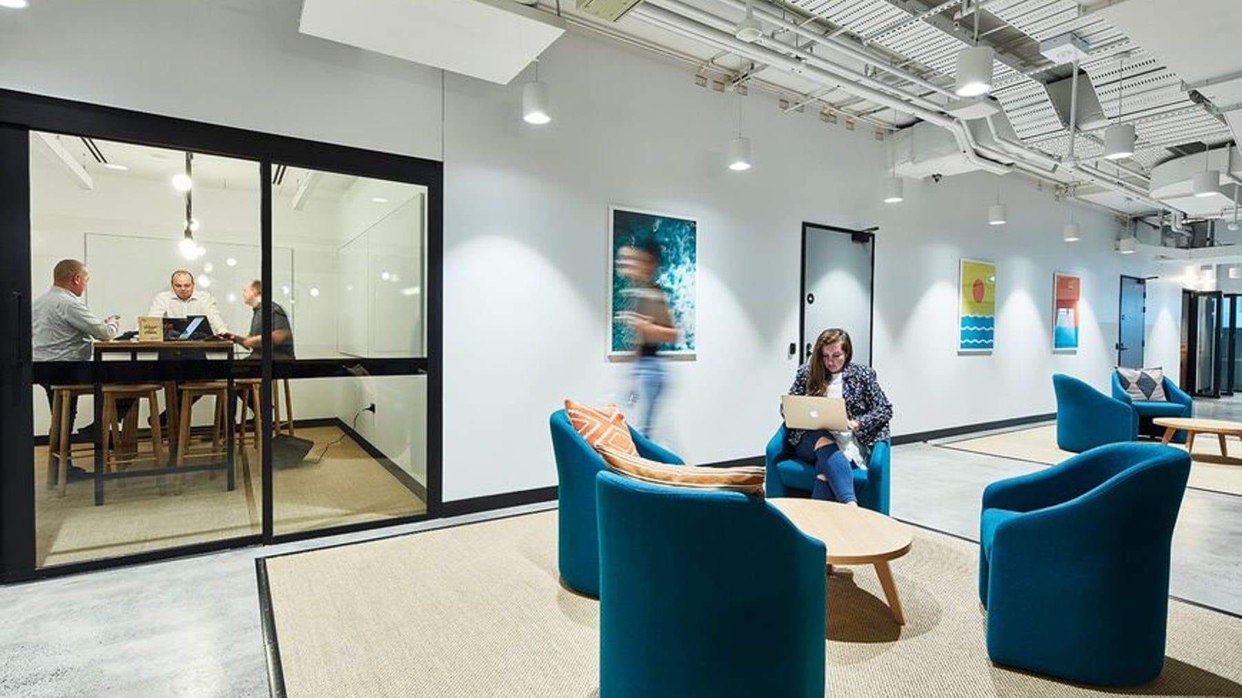 Breakout/Lounge Space Breakout/Lounge Space