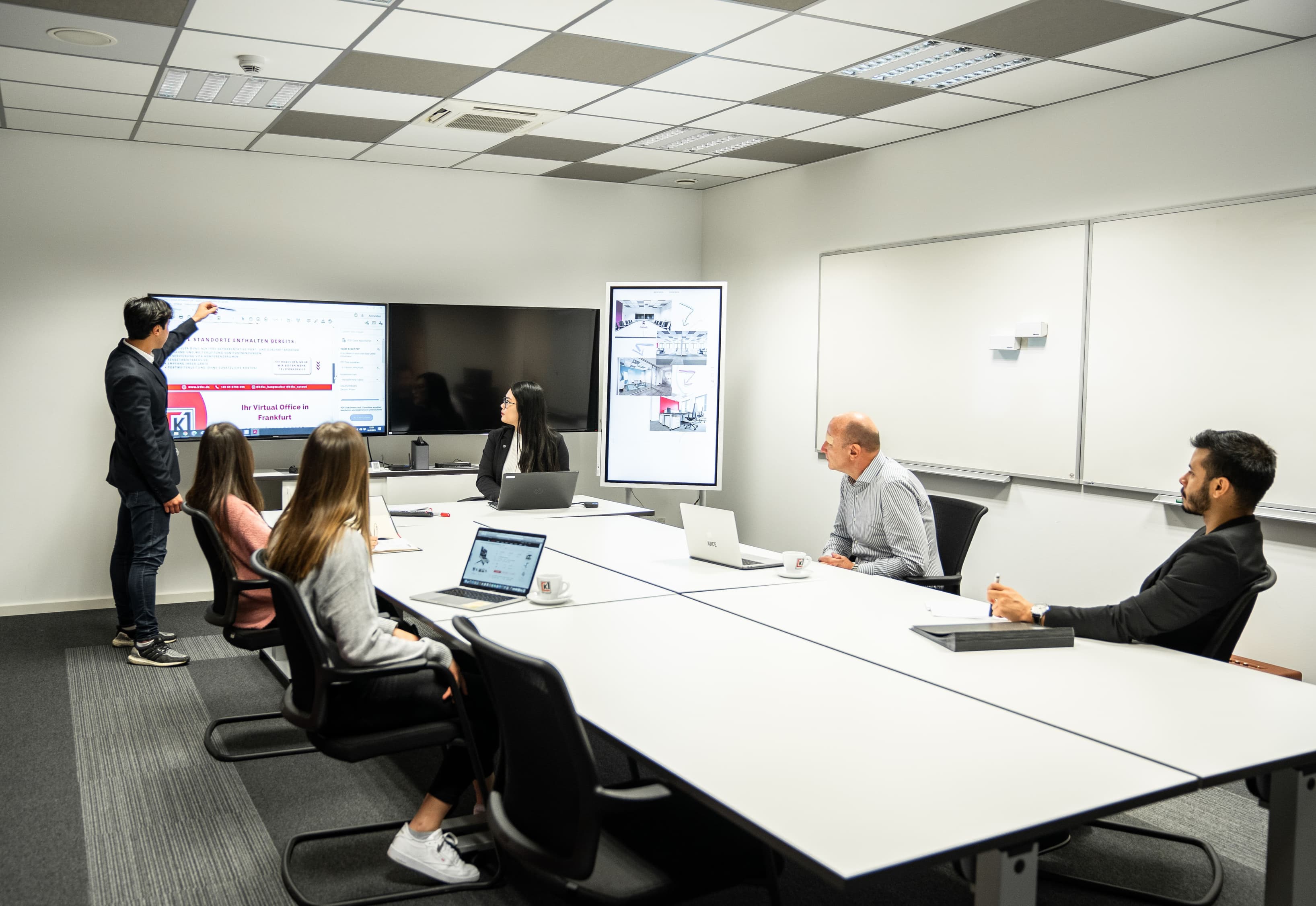 Meeting and collaboration rooms Meeting and collaboration rooms