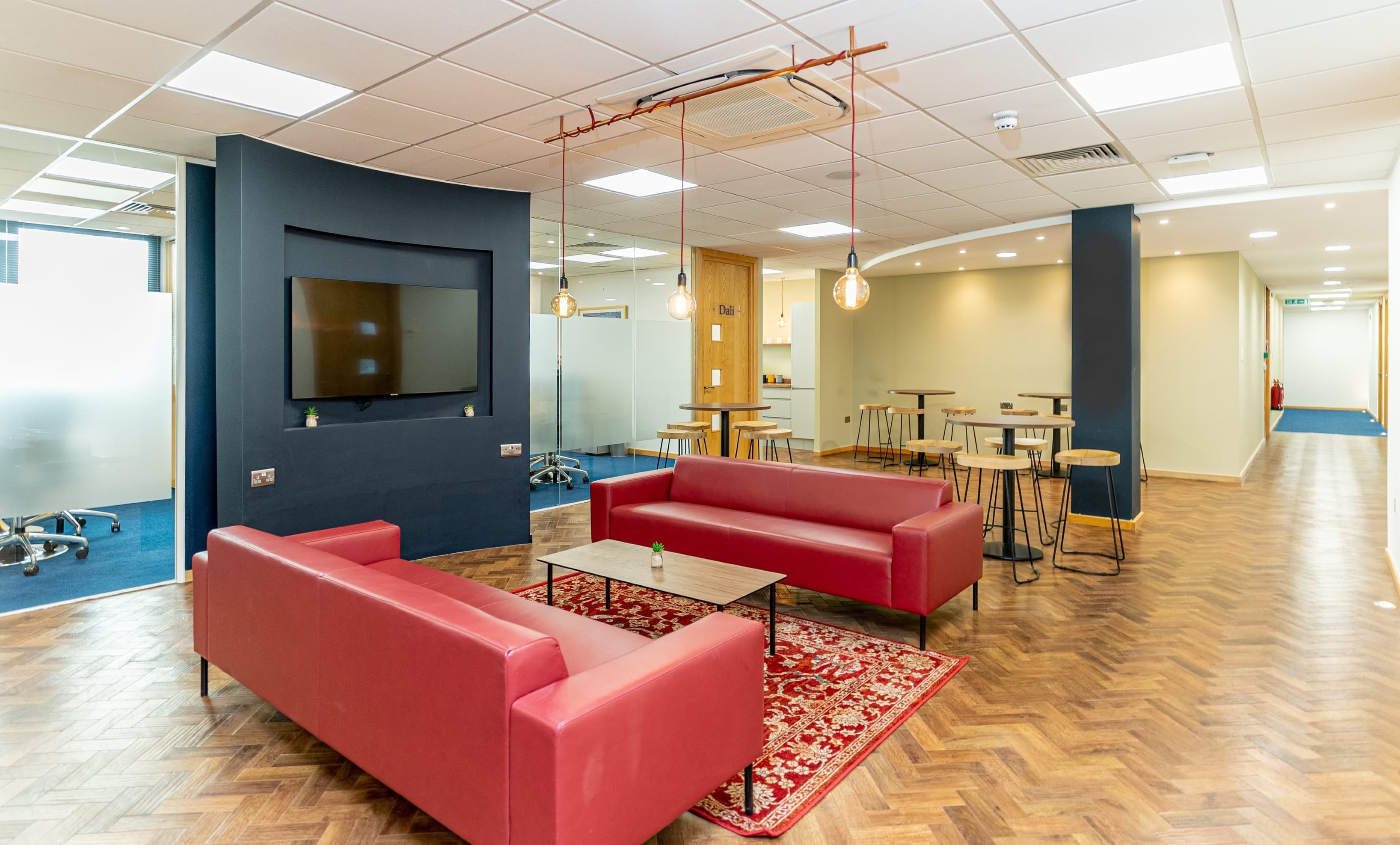 Breakout/Lounge Space Breakout/Lounge Space