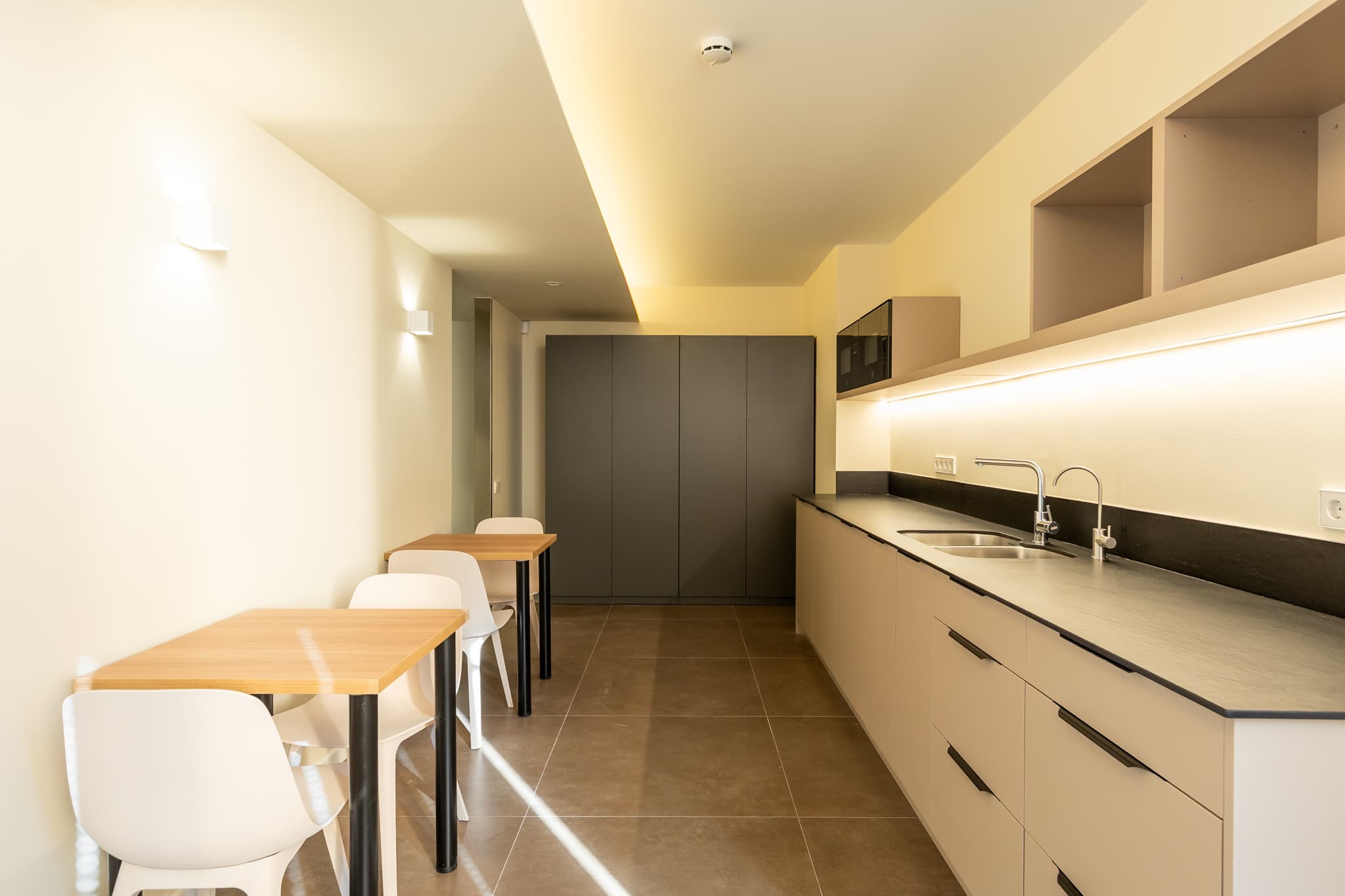 Office - Comedor Office - Comedor