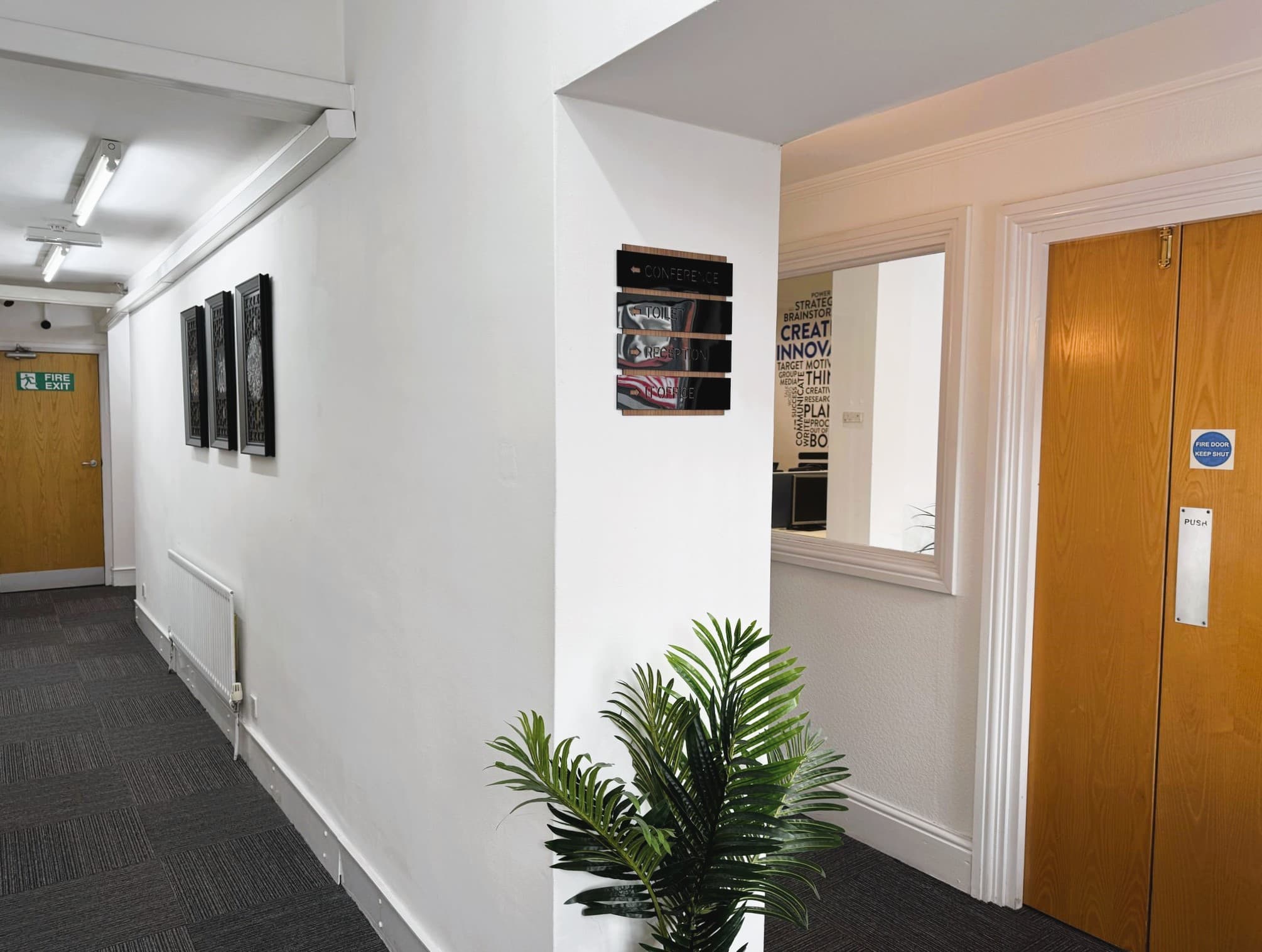 HQ BUSINESS CENTRE HQ BUSINESS CENTRE