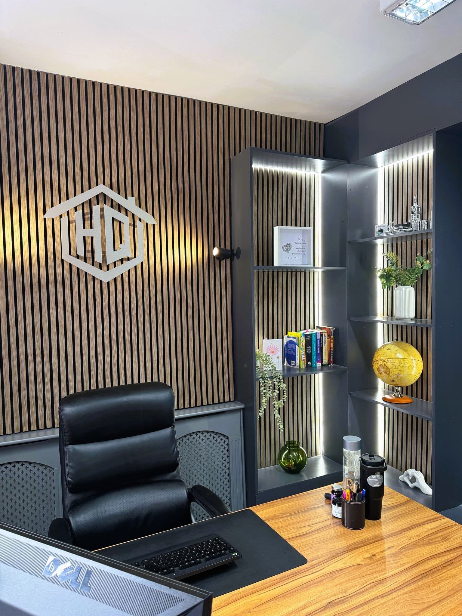 HQ BUSINESS CENTRE HQ BUSINESS CENTRE