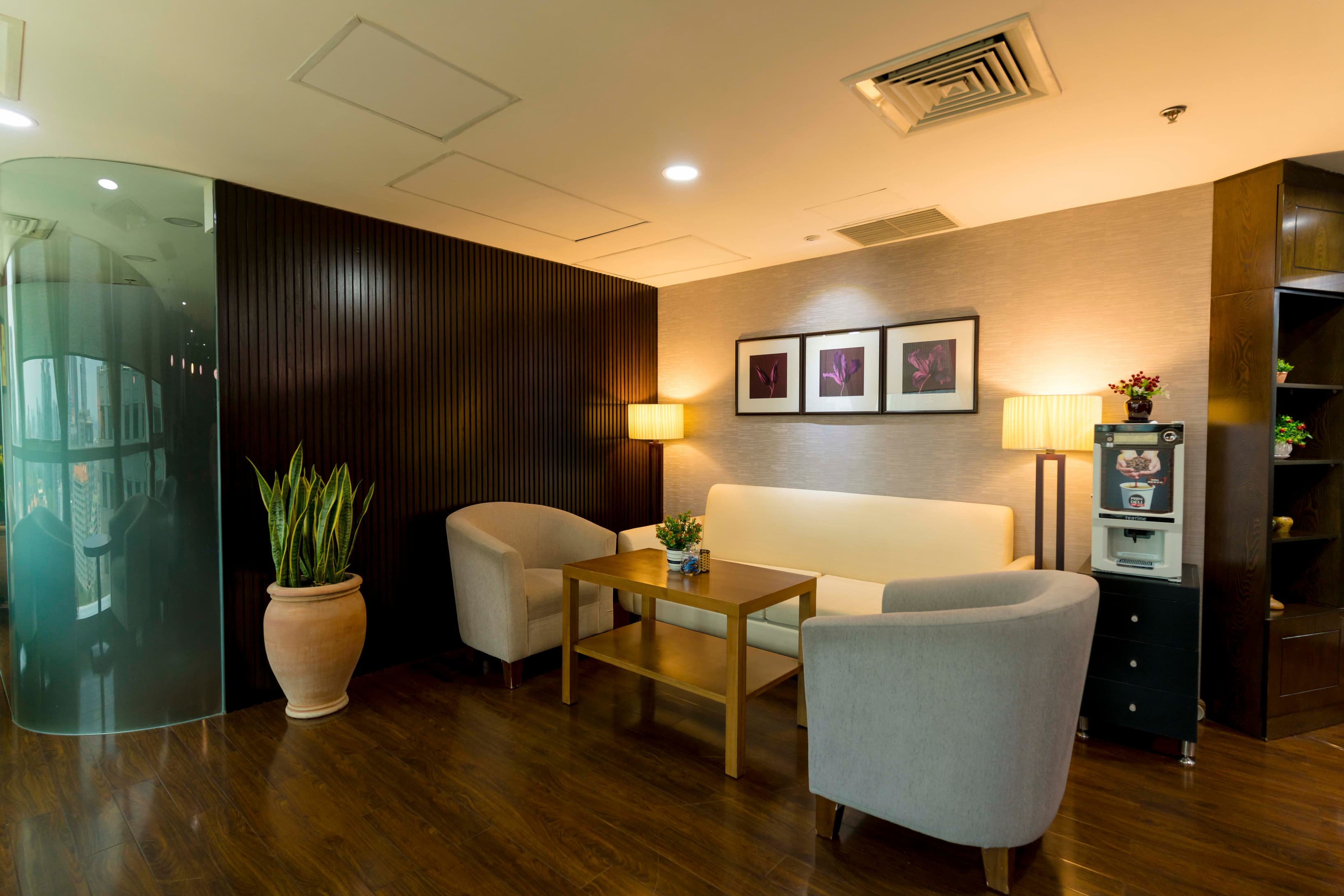 waiting room waiting room