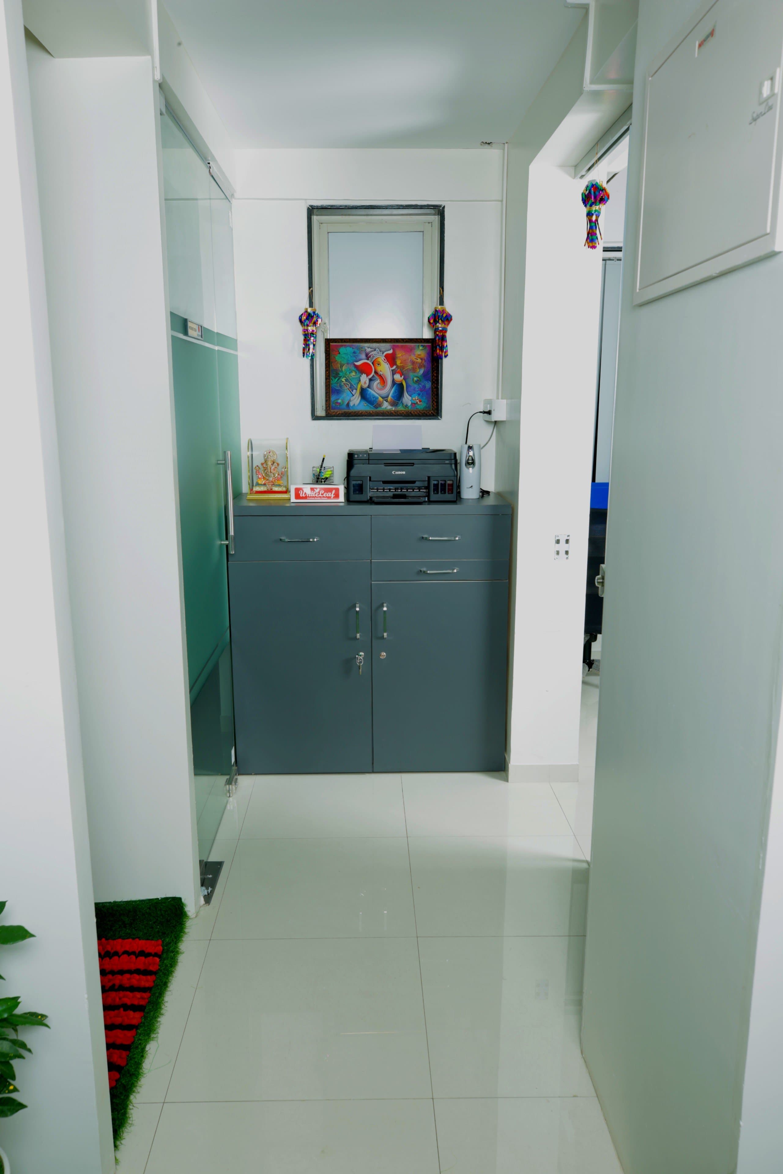 Corridor Corridor