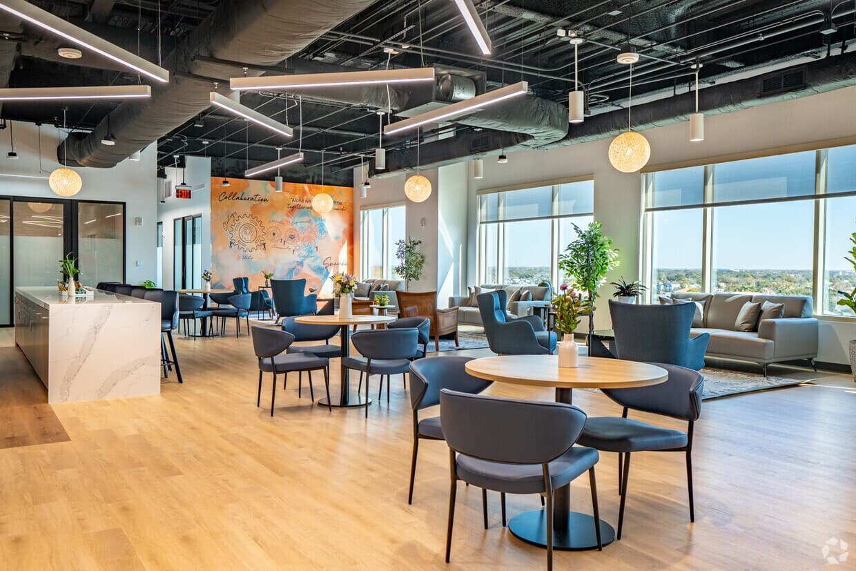 VTX Tampa Common Area VTX Tampa Common Area