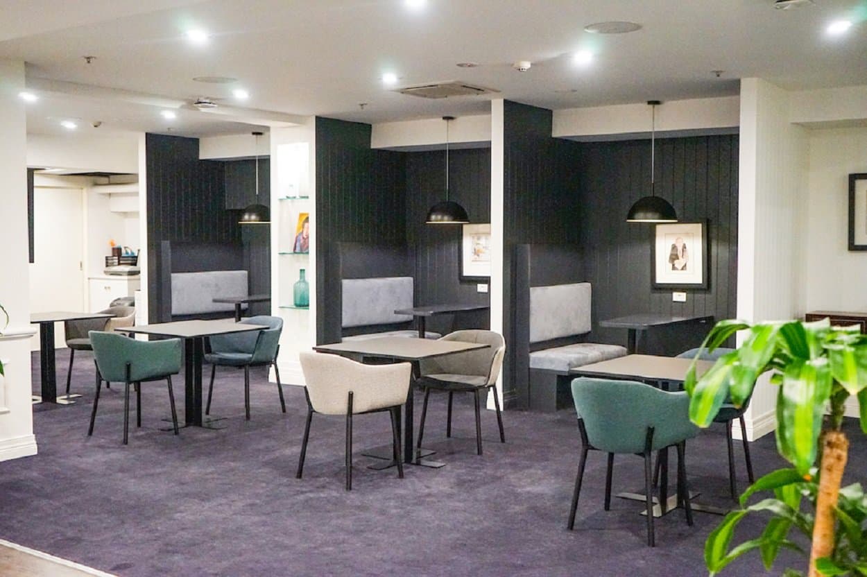 Breakout/Lounge Space Breakout/Lounge Space