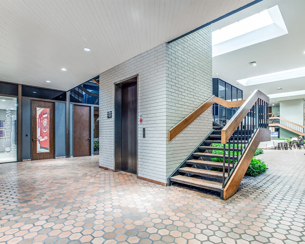 Lobby Lobby