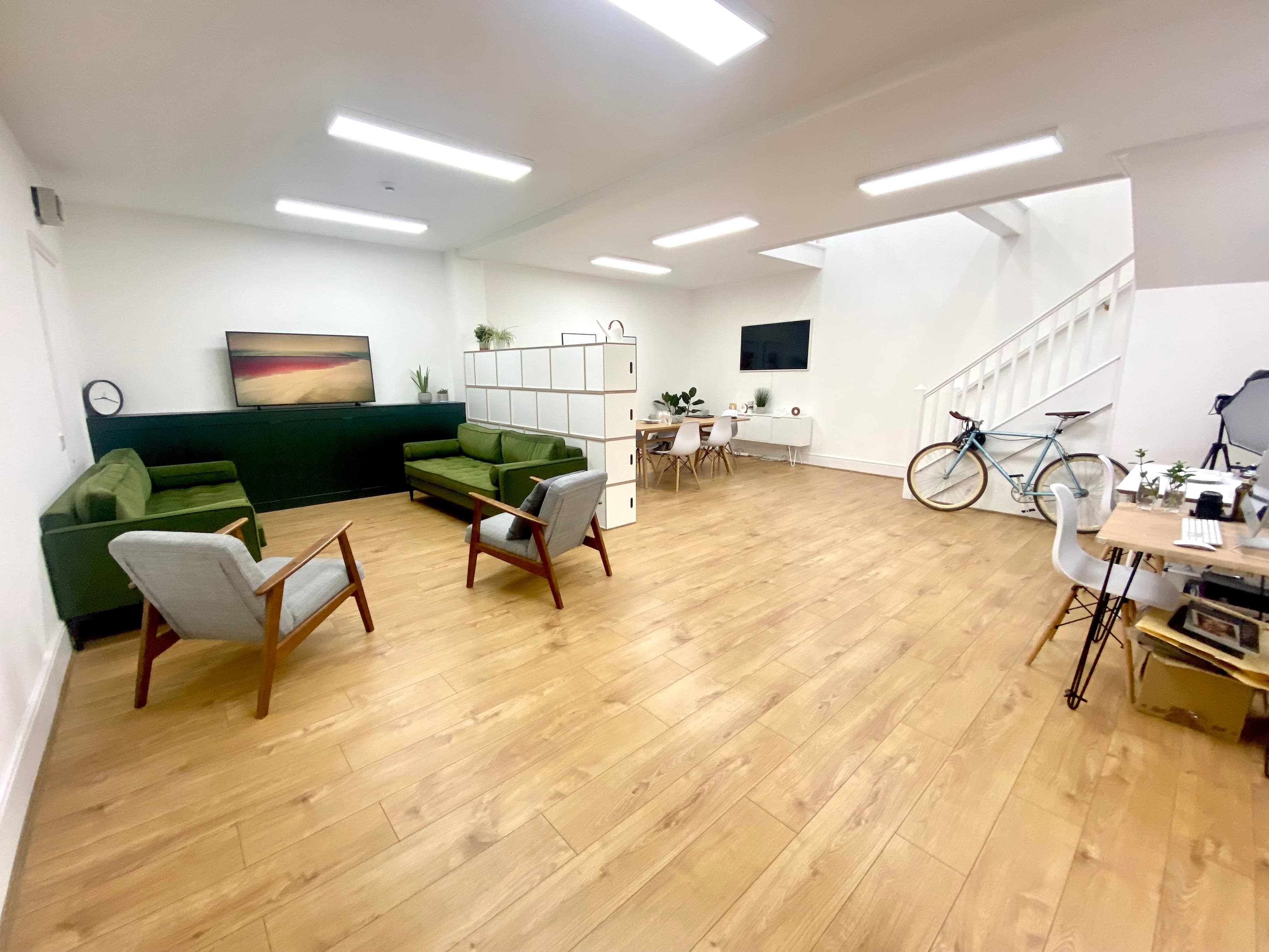 Breakout/Lounge Space Breakout/Lounge Space