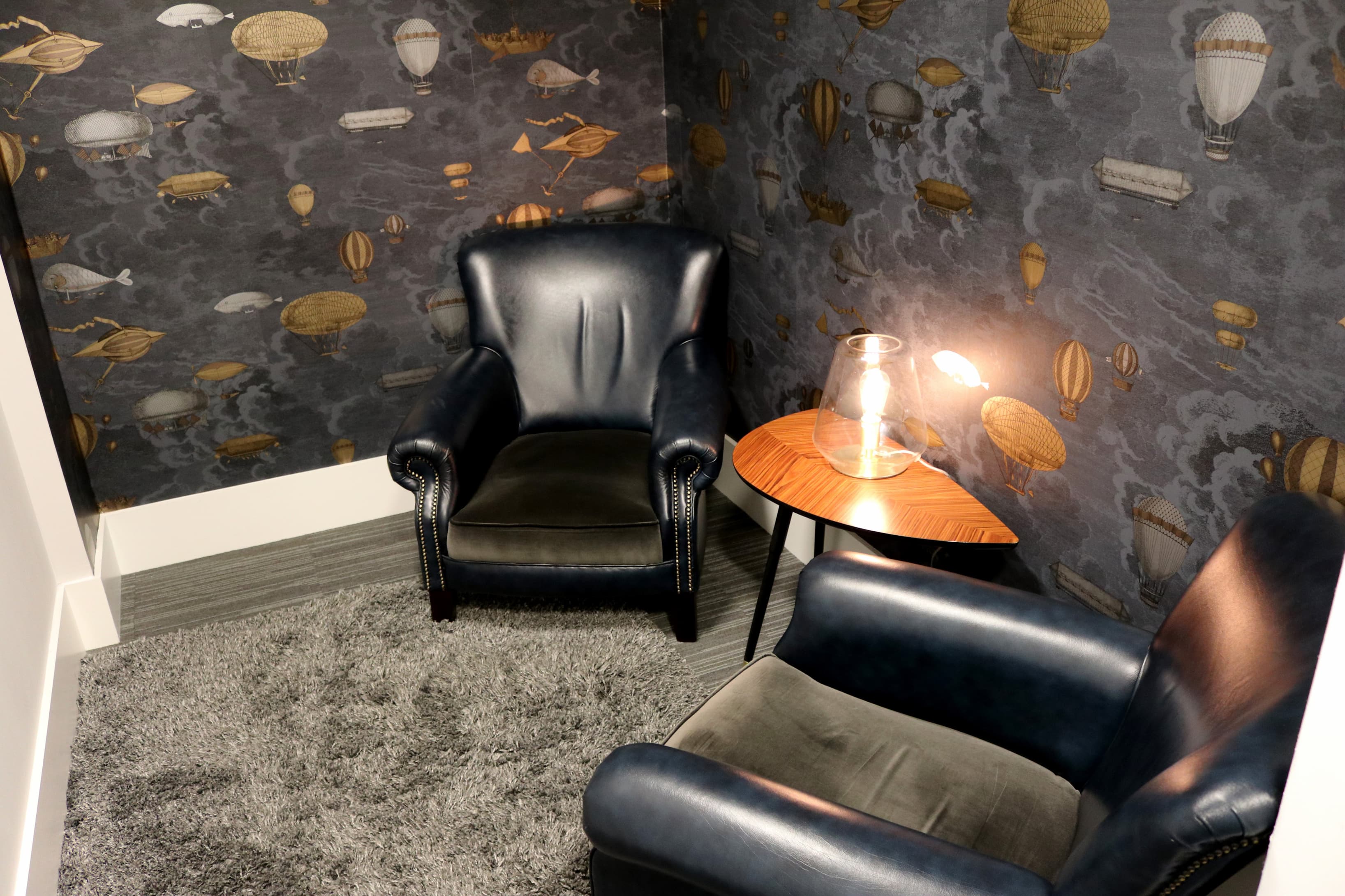 Breakout/Lounge Space Breakout/Lounge Space