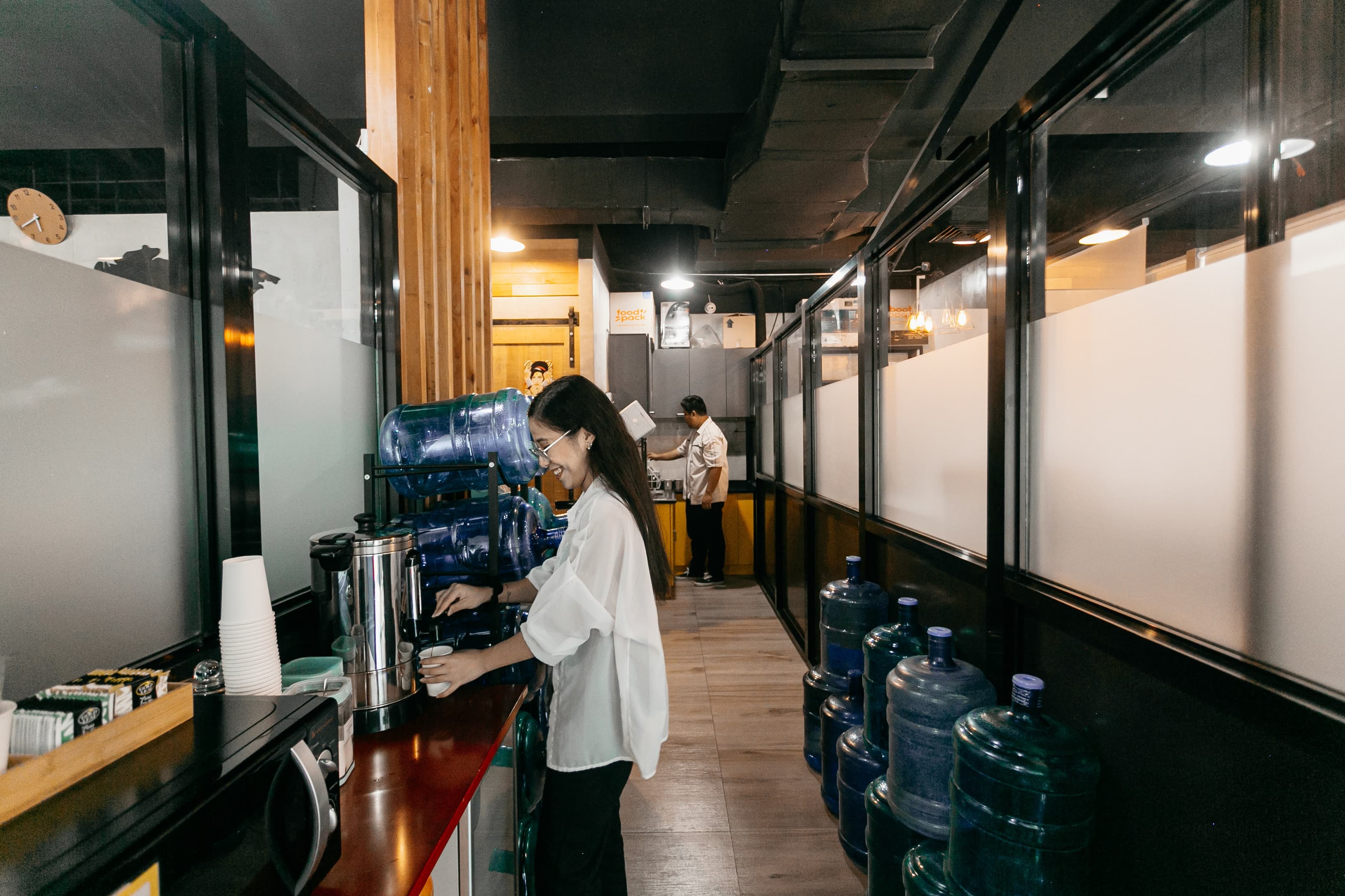 Refuel and recharge in our fully stocked pantry — with coffee, tea, and spaces to connect beyond the desk. Refuel and recharge in our fully stocked pantry — with coffee, tea, and spaces to connect beyond the desk.