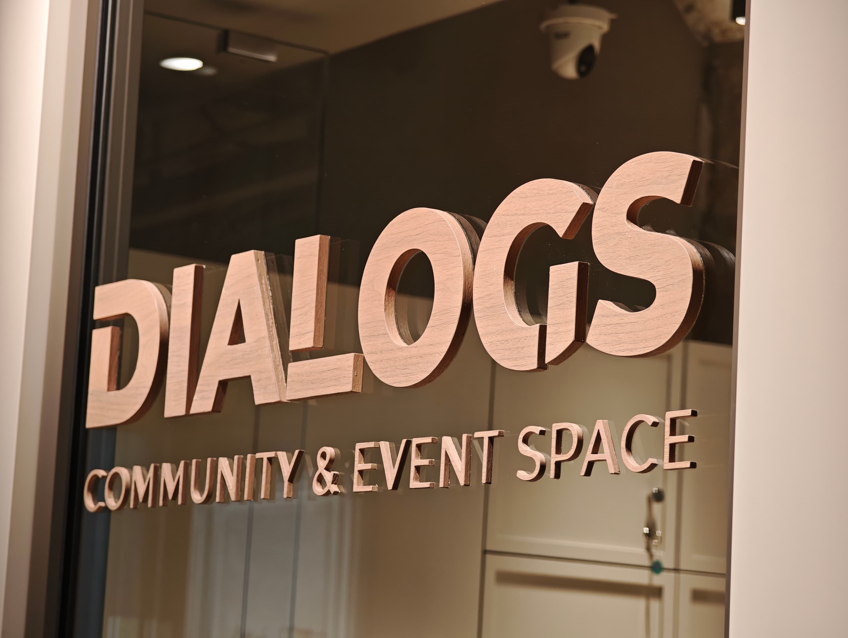 Dialogs Entrance Table Dialogs Entrance Table