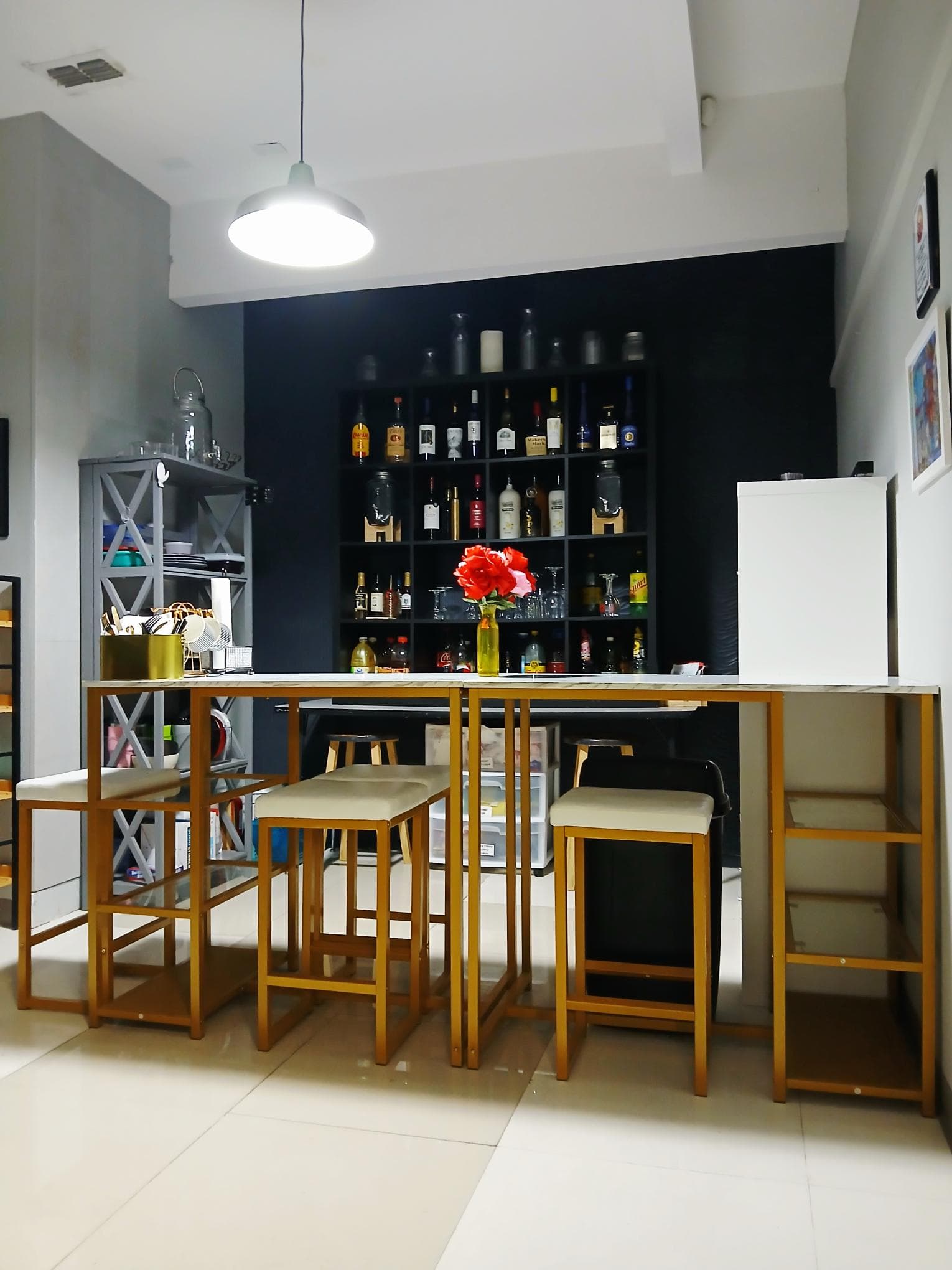 The Member Kitchen/Coffee/Bar Area The Member Kitchen/Coffee/Bar Area