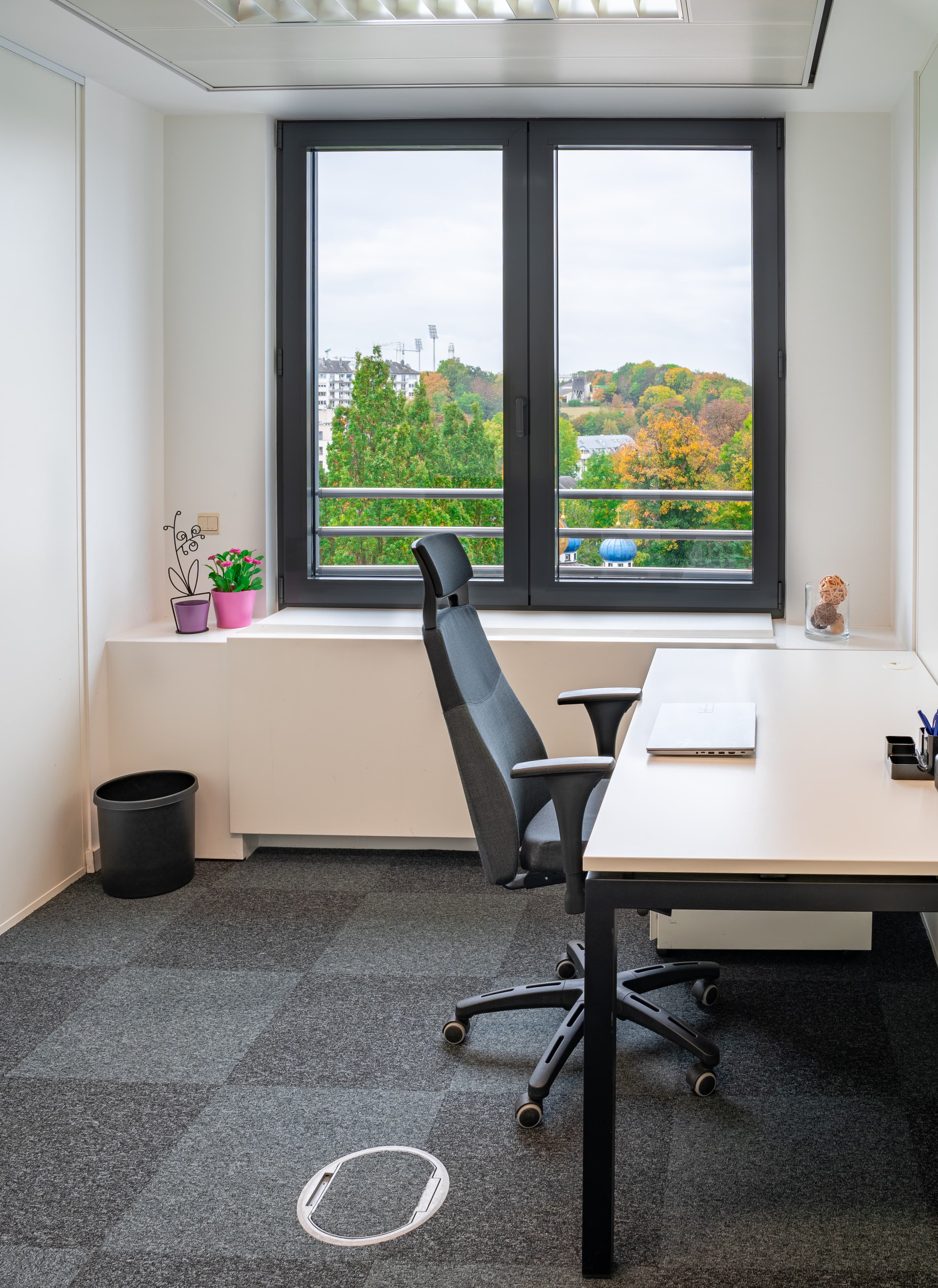 Single Office Single Office