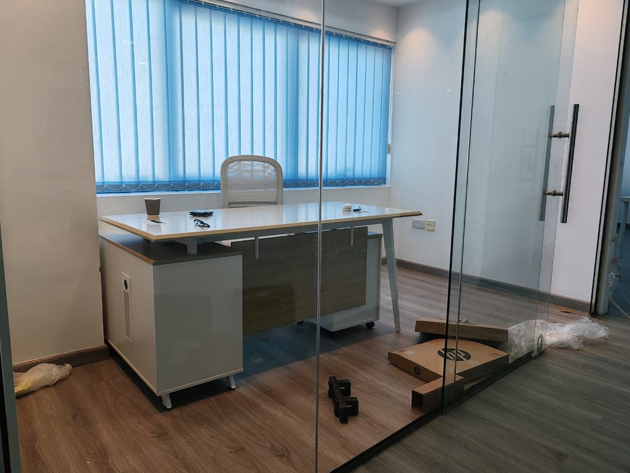 managers desk managers desk