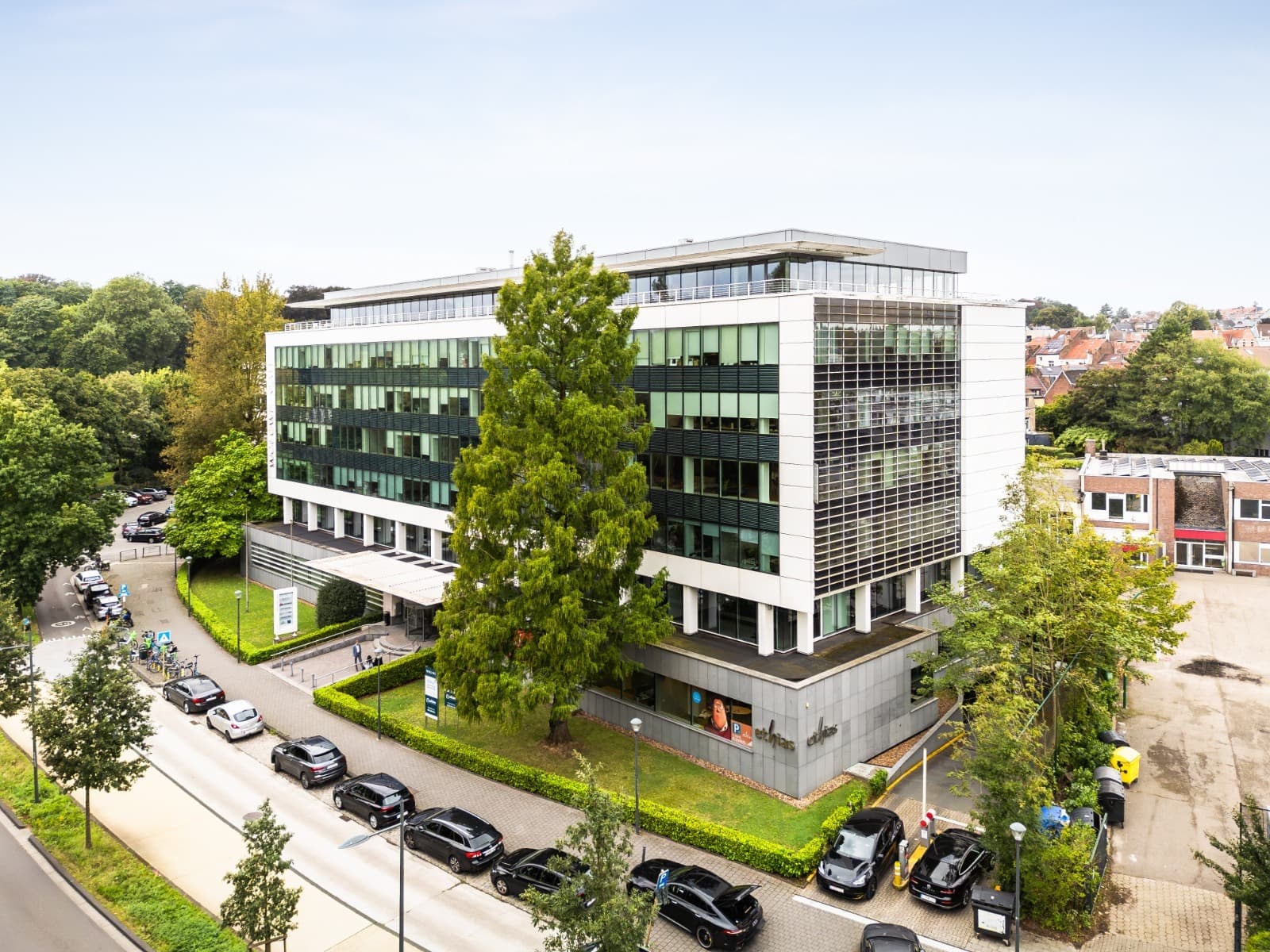 The Building where the coworking space is located The Building where the coworking space is located