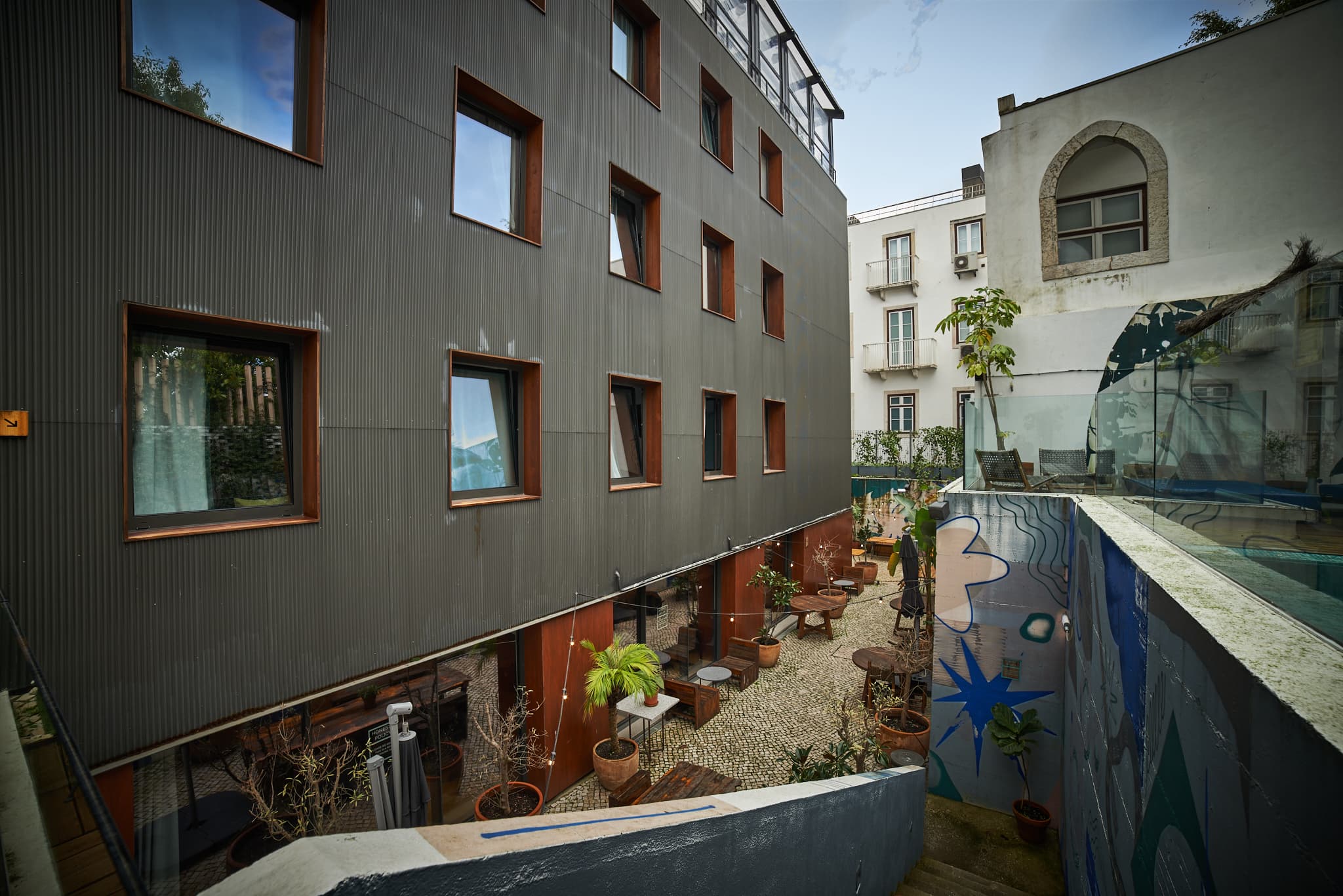 Outdoor shared spaces Outdoor shared spaces