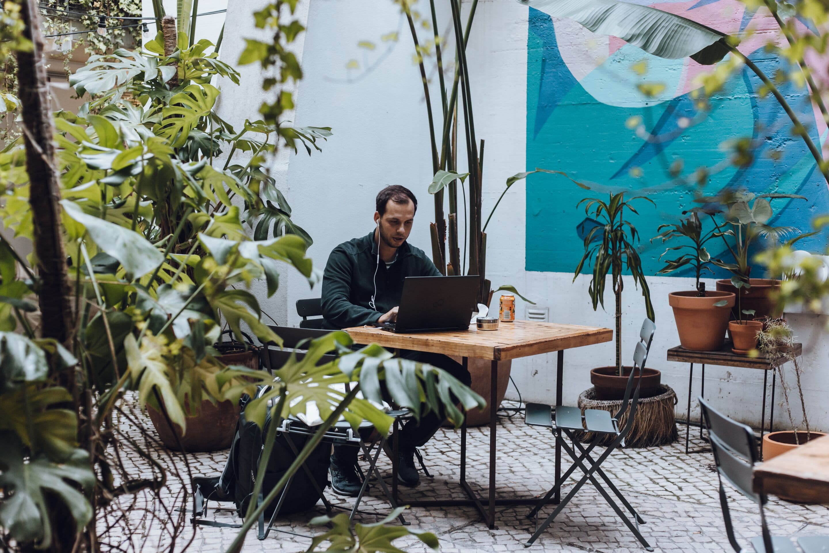 Patio coworking spaces Patio coworking spaces