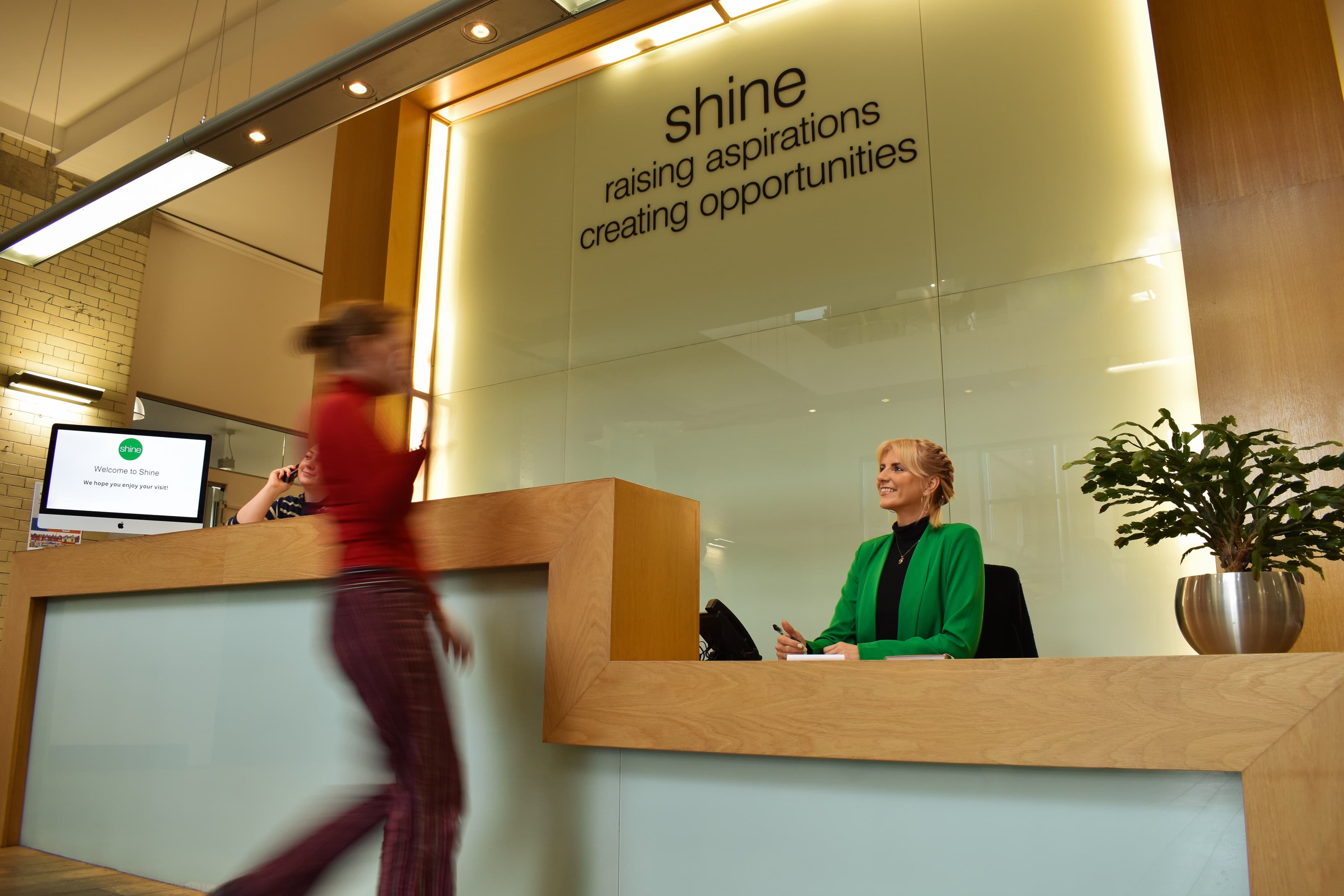 Professional, friendly front desk greets your visitors. Professional, friendly front desk greets your visitors.