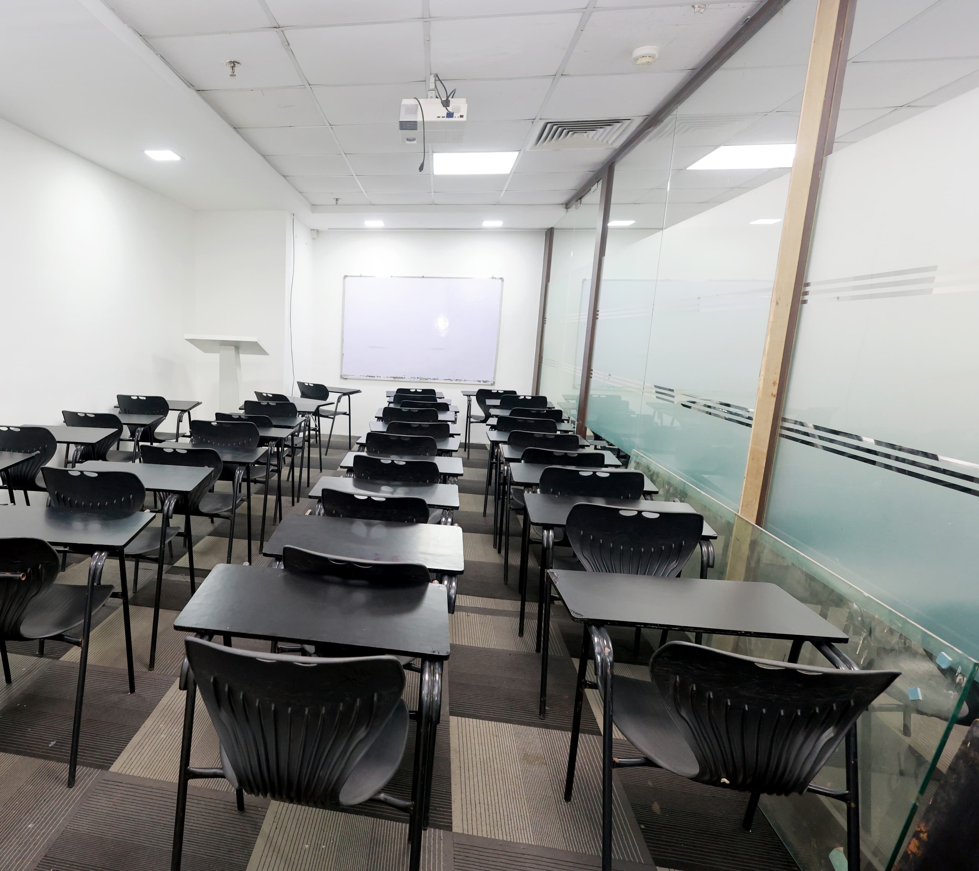 A modern training room equipped with flexible seating, high-speed Wi-Fi, and AV facilities to inspire A modern training room equipped with flexible seating, high-speed Wi-Fi, and AV facilities to inspire