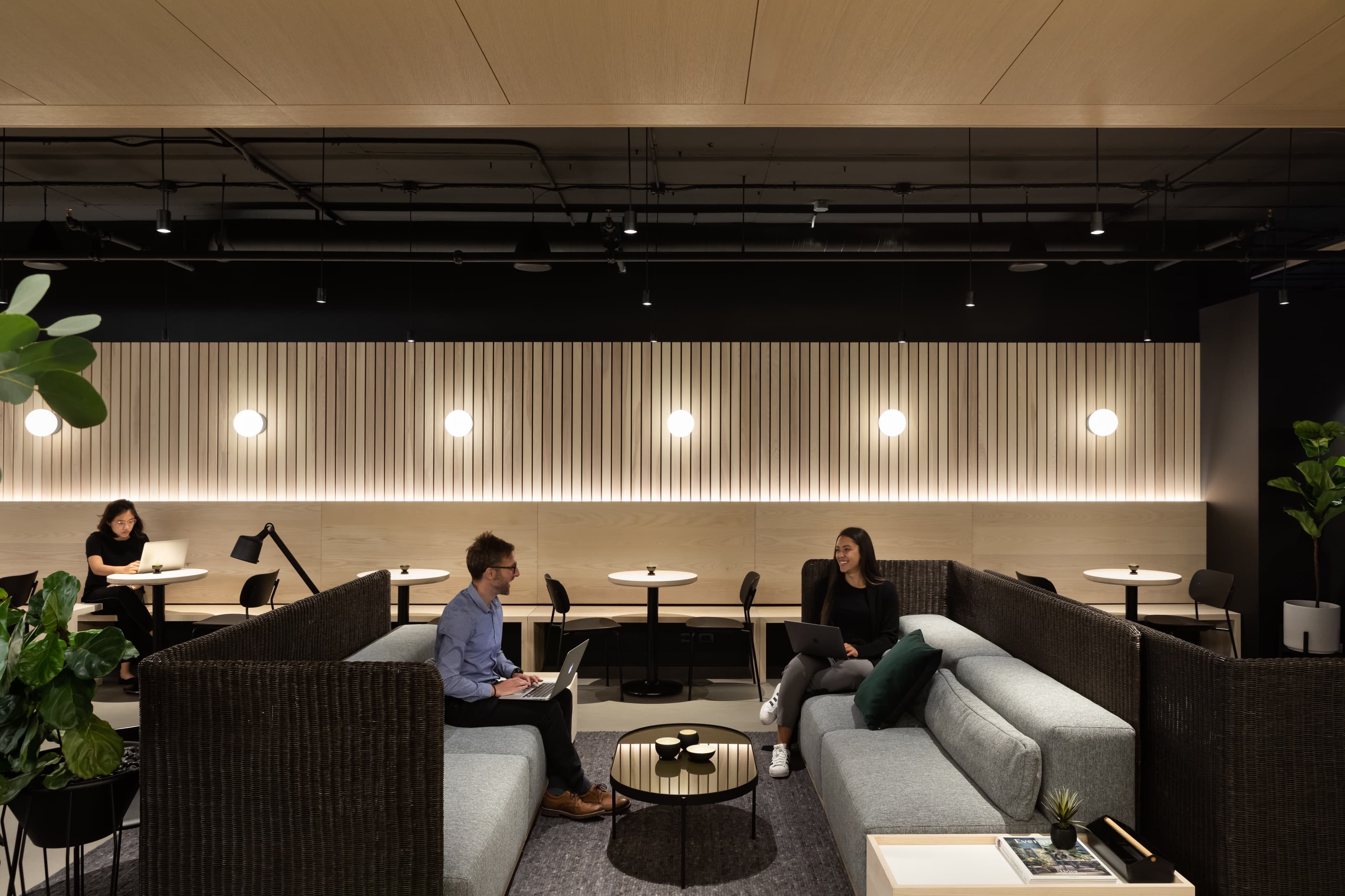 Breakout/Lounge Space Breakout/Lounge Space