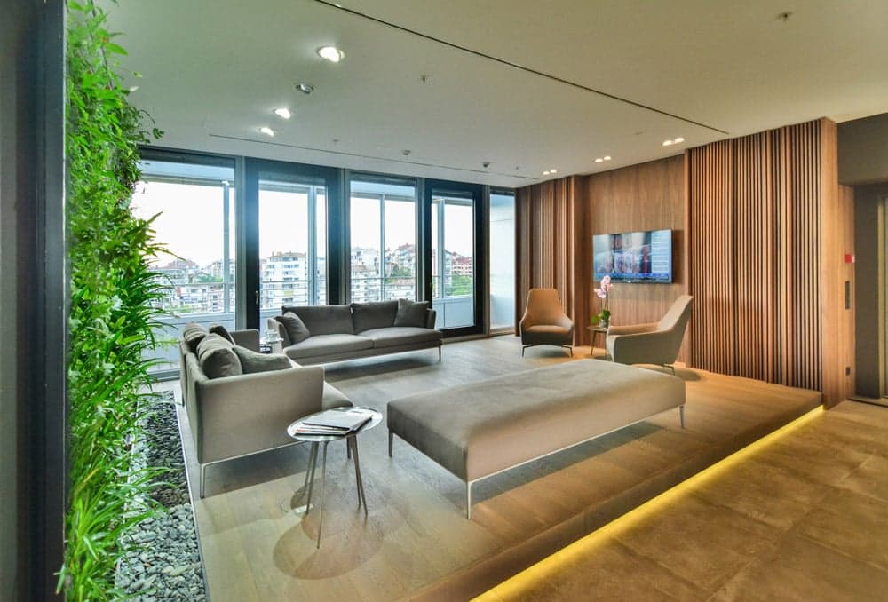 Breakout/Lounge Space Breakout/Lounge Space