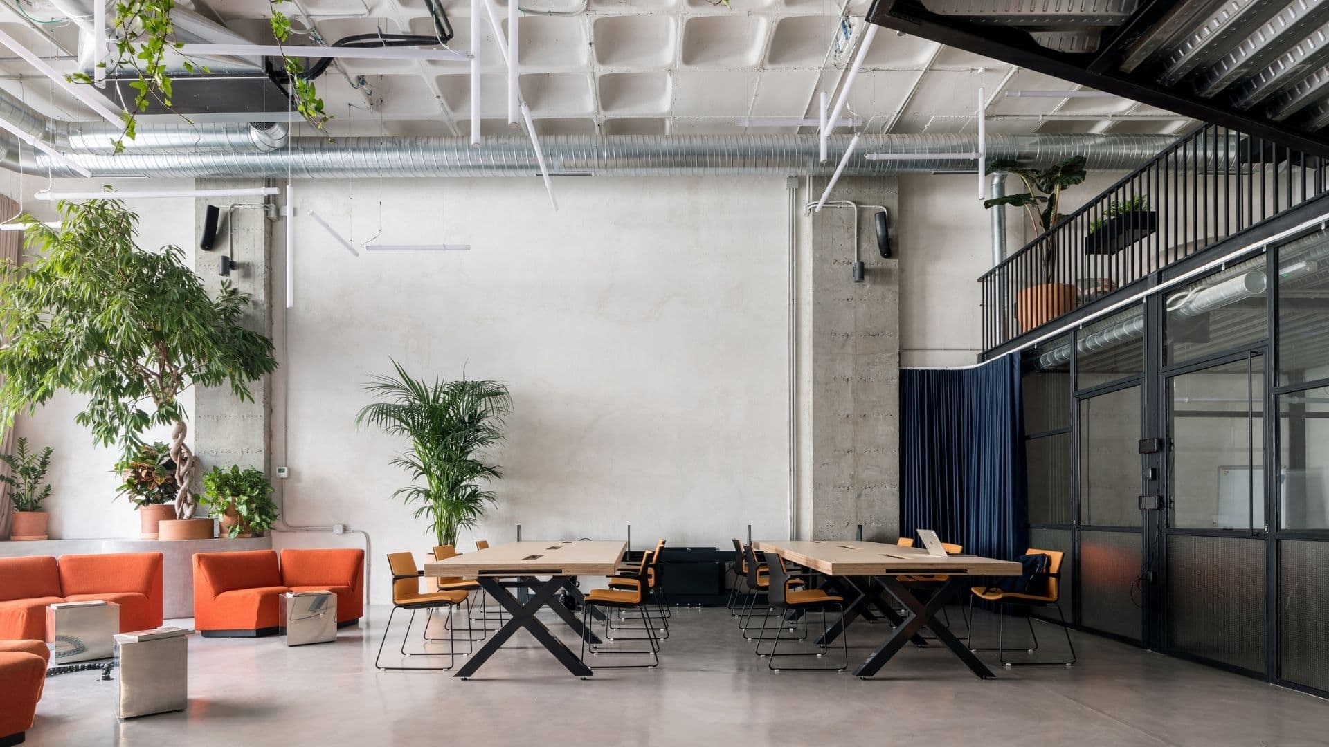 Floating Desk Area Floating Desk Area