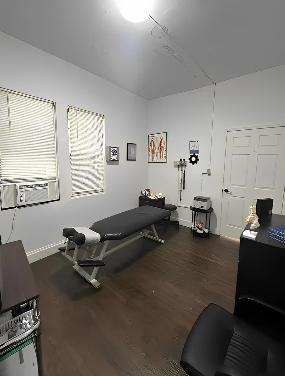 Exam / treatment room Exam / treatment room